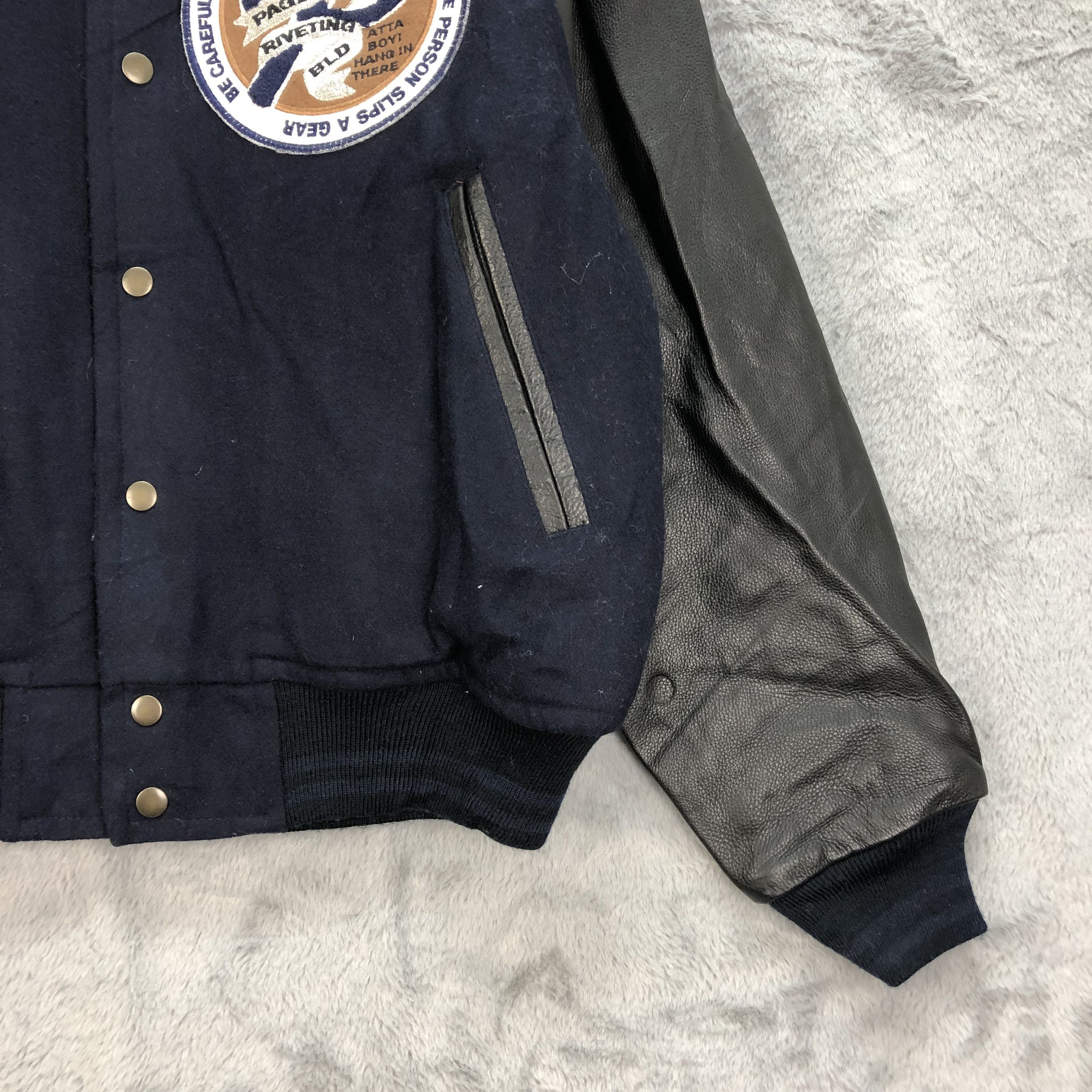 Vintage Vintage PAGE BOY Sleeve Leather Varsity Jacket #4921-36 Size US M / EU 48-50 / 2 - 6 Thumbnail