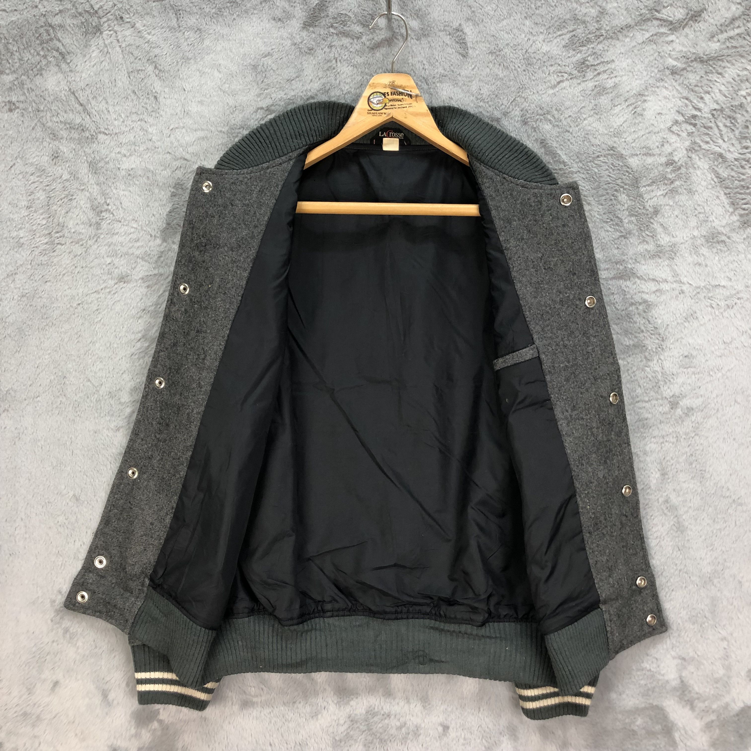 Japanese Brand Vintage LaCrosse Casual Wear Wool Varsity Jacket #4899-175 Size US L / EU 52-54 / 3 - 6 Thumbnail