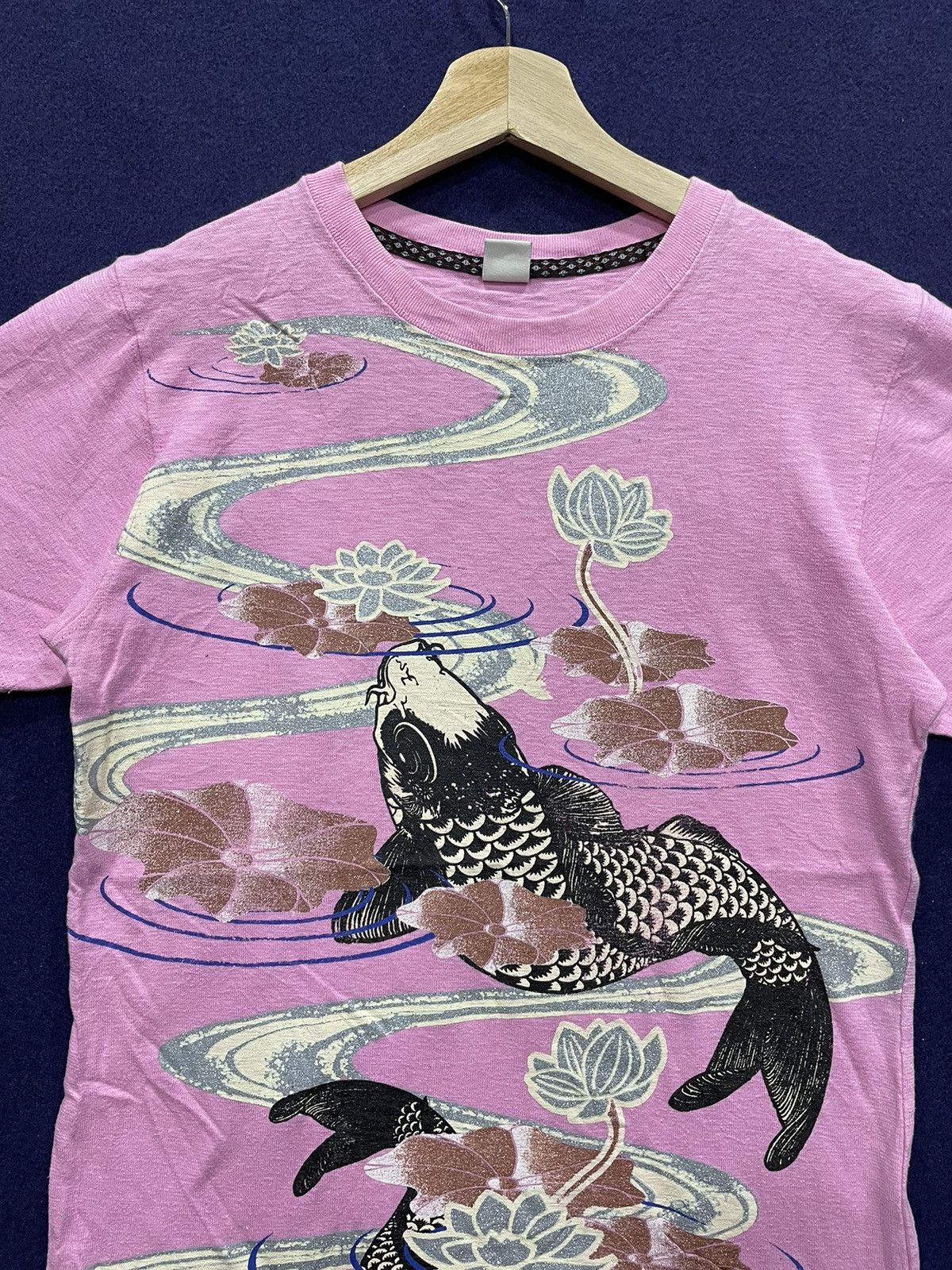 Japanese Brand Sukajan Tshirt ALL OVER PRINT Koi Fish Sexy Pink Size M / US 6-8 / IT 42-44 - 2 Thumbnail