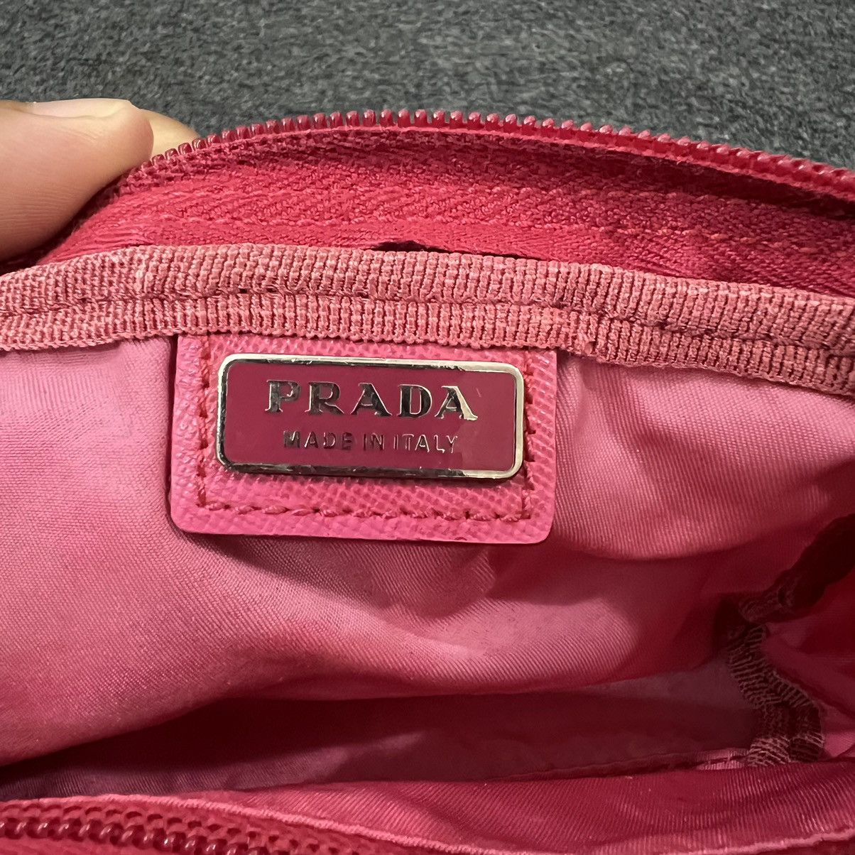 Prada × Vintage Mini prada pouchbag Size ONE SIZE - 4 Thumbnail