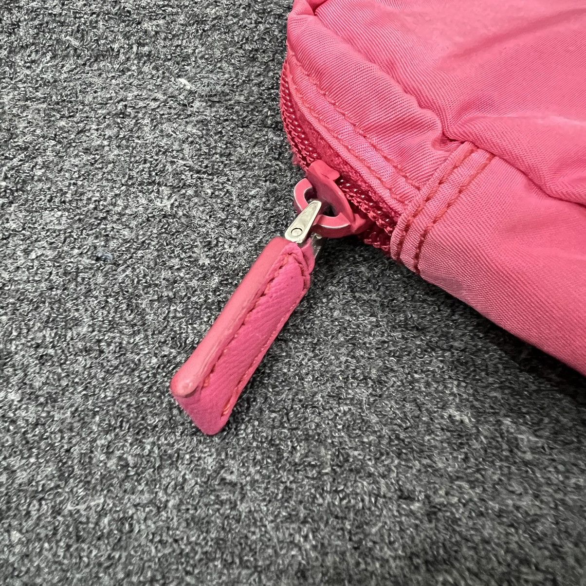 Prada × Vintage Mini prada pouchbag Size ONE SIZE - 3 Thumbnail