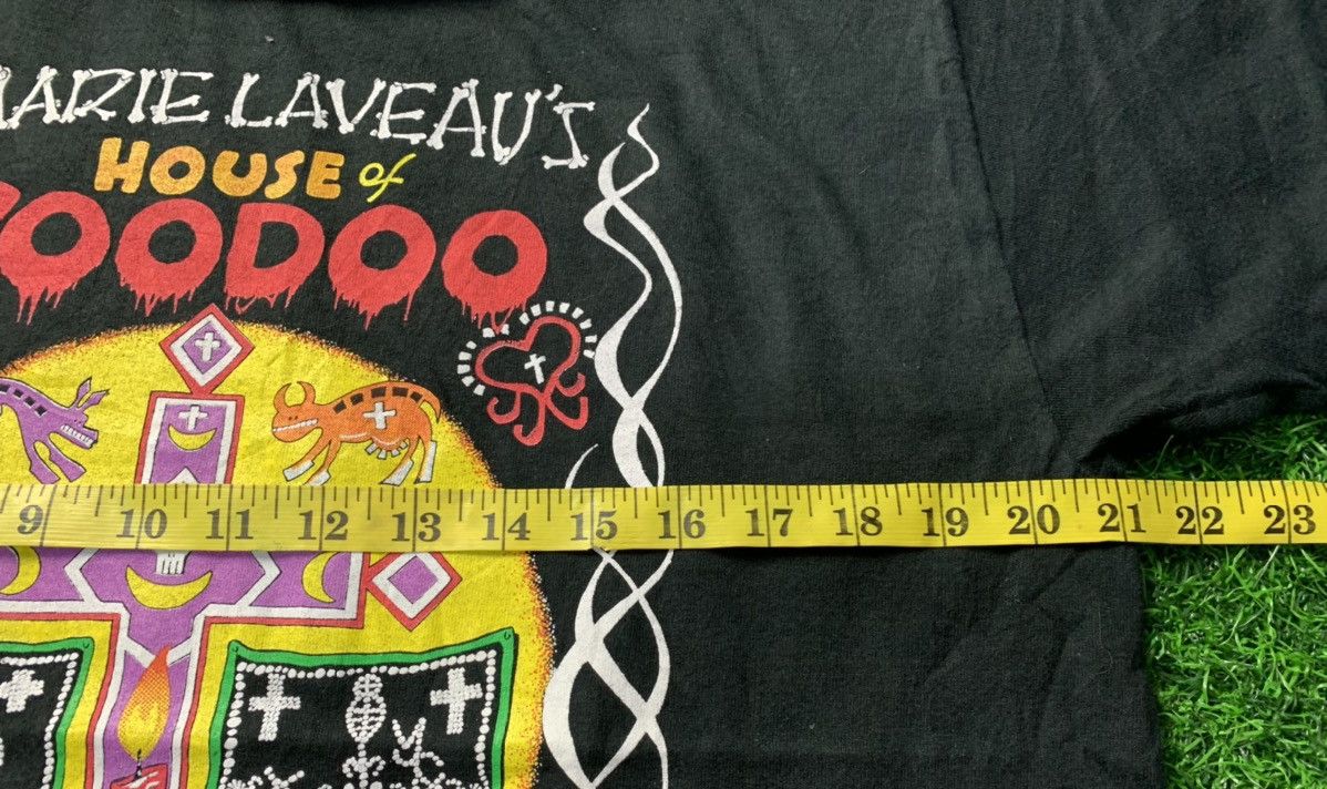 Fruit Of The Loom Vintage Marie Laveau's House Of Voodoo New Orleans Tee Size US L / EU 52-54 / 3 - 8 Thumbnail