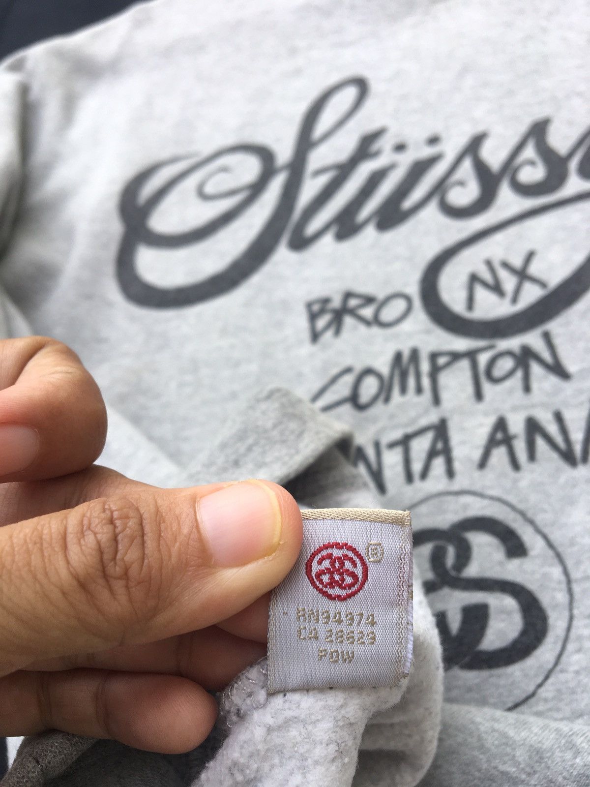 Stussy Vintage Stussy Big Logo Spellout Sweater Size US L / EU 52-54 / 3 - 16 Thumbnail