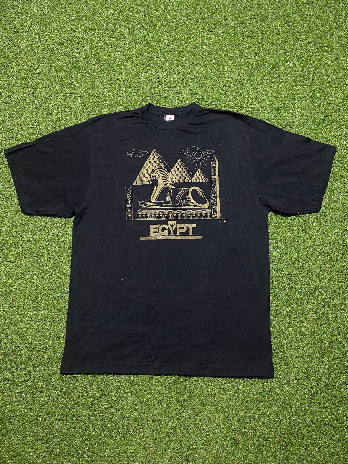 Vintage Vintage 90s Egypt tee streetwear big logo japanese size XL Size US XL / EU 56 / 4 - 1 Thumbnail