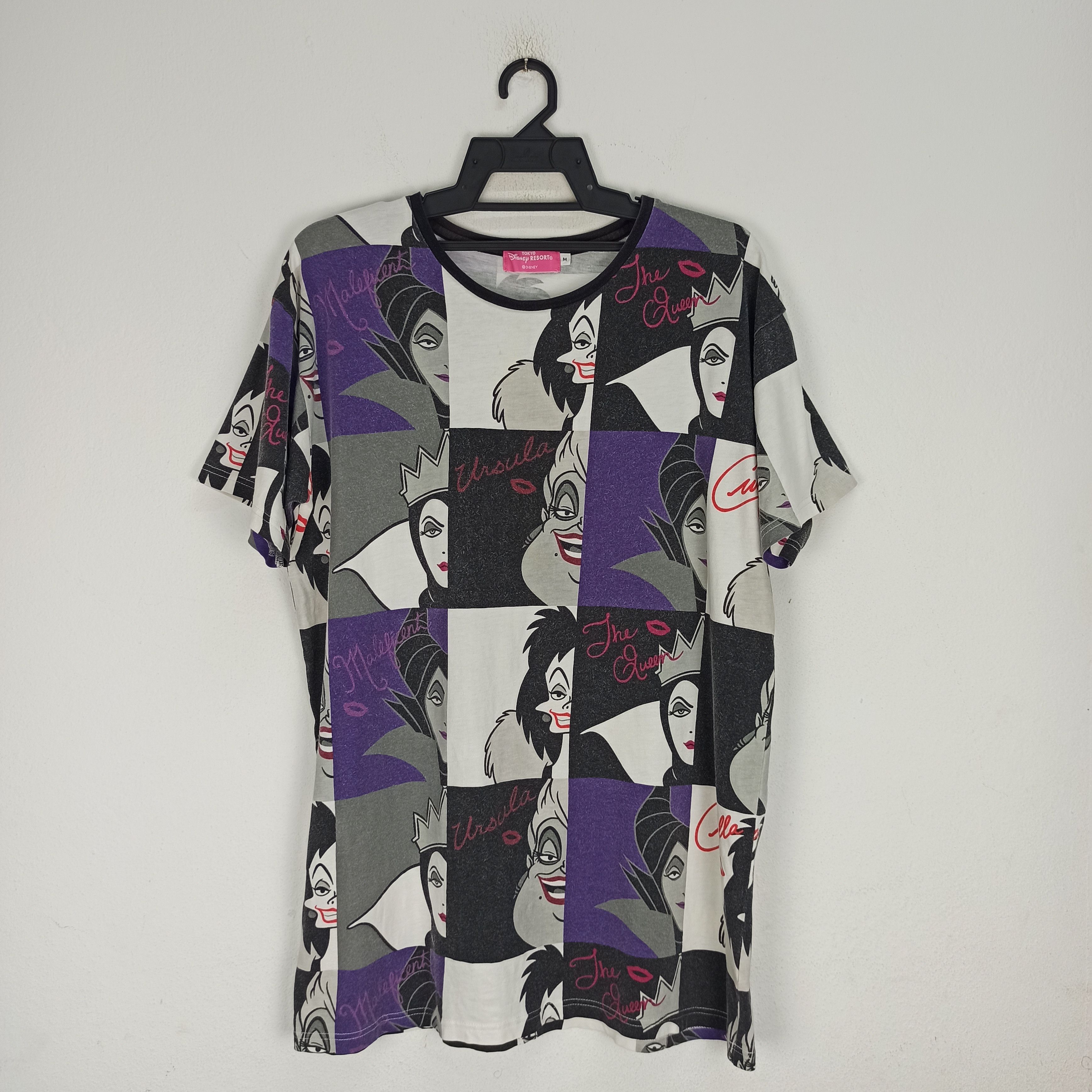 Disney Rare🔥 Disney Queen Evil Characters All Over Print Tshirt Size US M / EU 48-50 / 2 - 1 Thumbnail