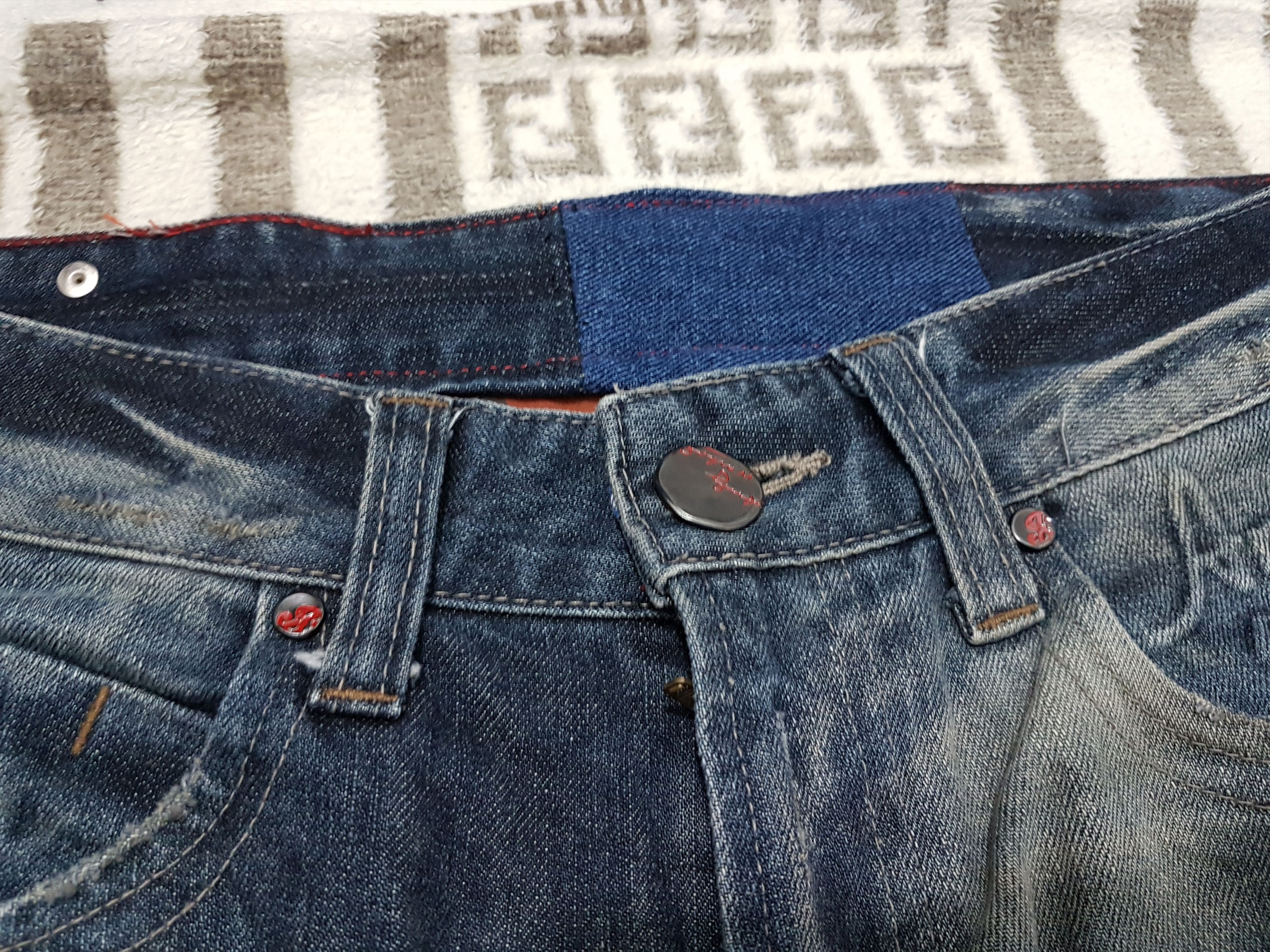 Andy Warhol × Seditionaries Andy Warhol Distressed Jeans Size US 30 / EU 46 - 11 Thumbnail