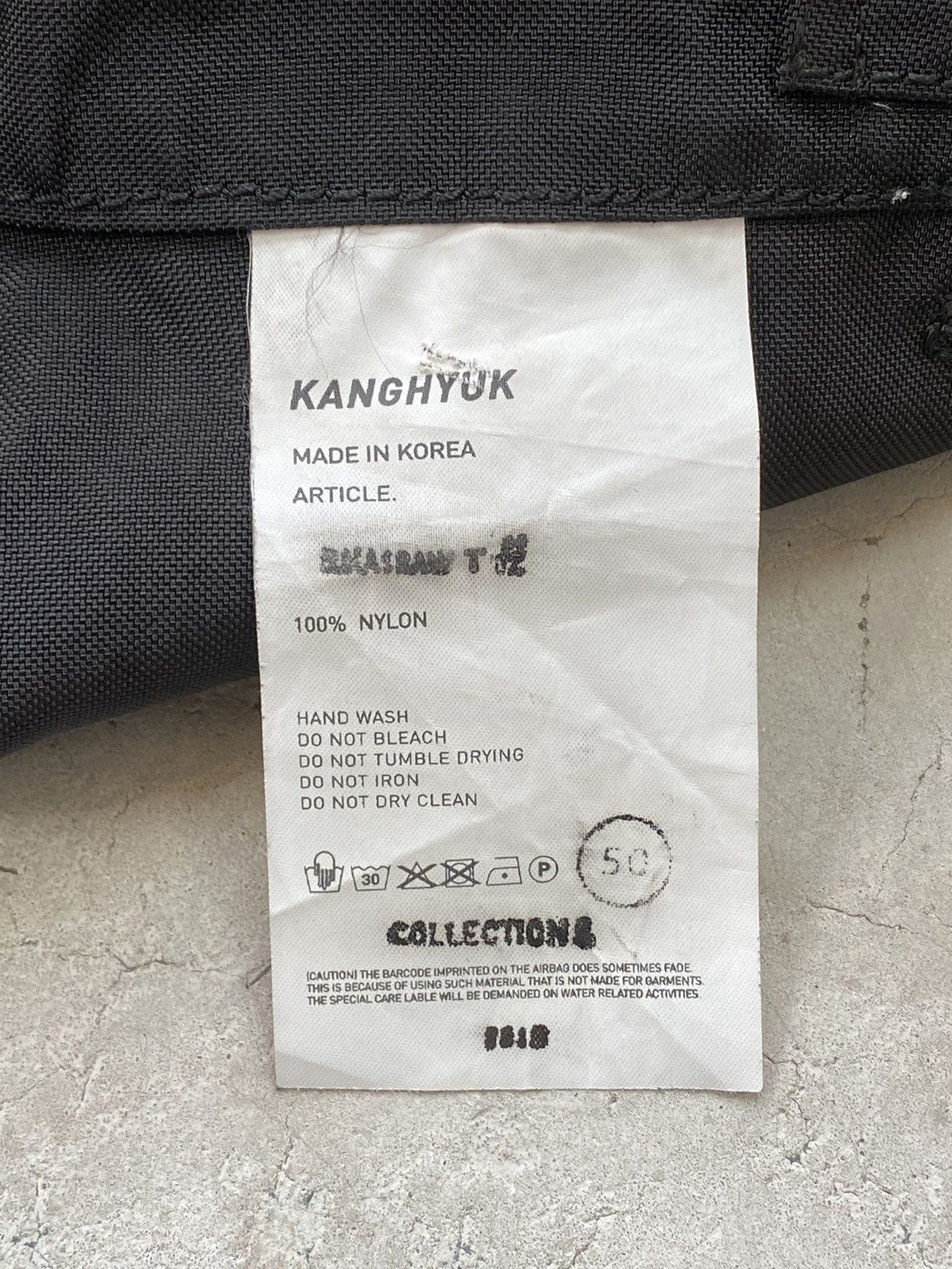KANGHYUK Kanghyuk Airbag Remade Cargo Pants Size US 33 - 9 Thumbnail