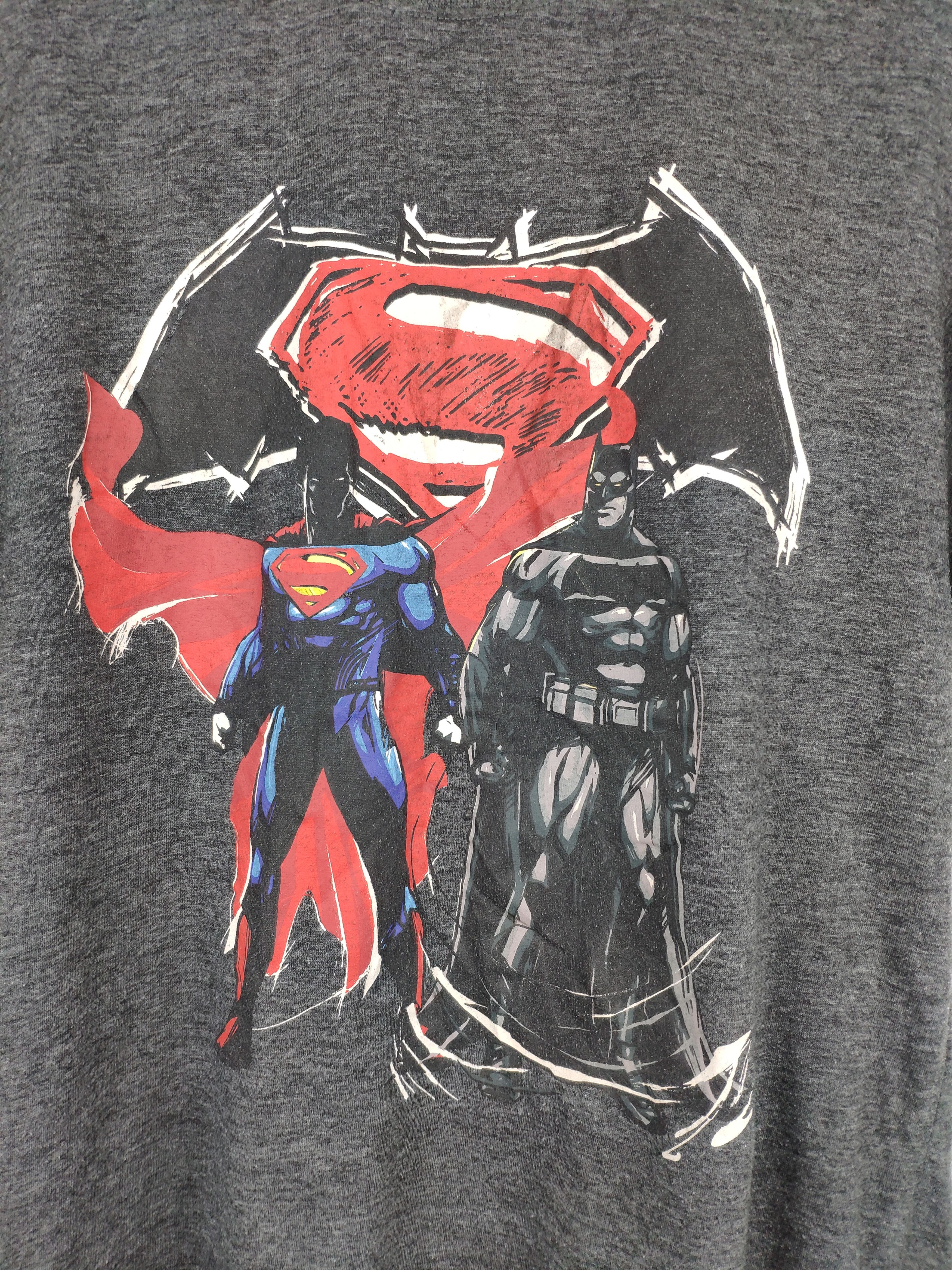 DC Comics × Marvel Comics × Vintage Vintage Down Of Justice Superman x Batman Shirt Size US S / EU 44-46 / 1 - 2 Thumbnail
