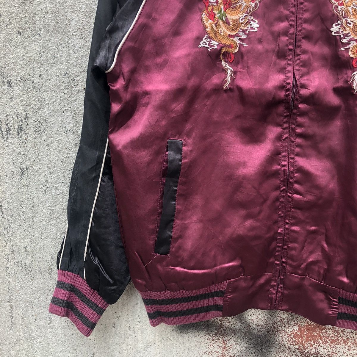 Japanese Brand Sukajan souvenir dragon sweater jacket Size US M / EU 48-50 / 2 - 6 Thumbnail