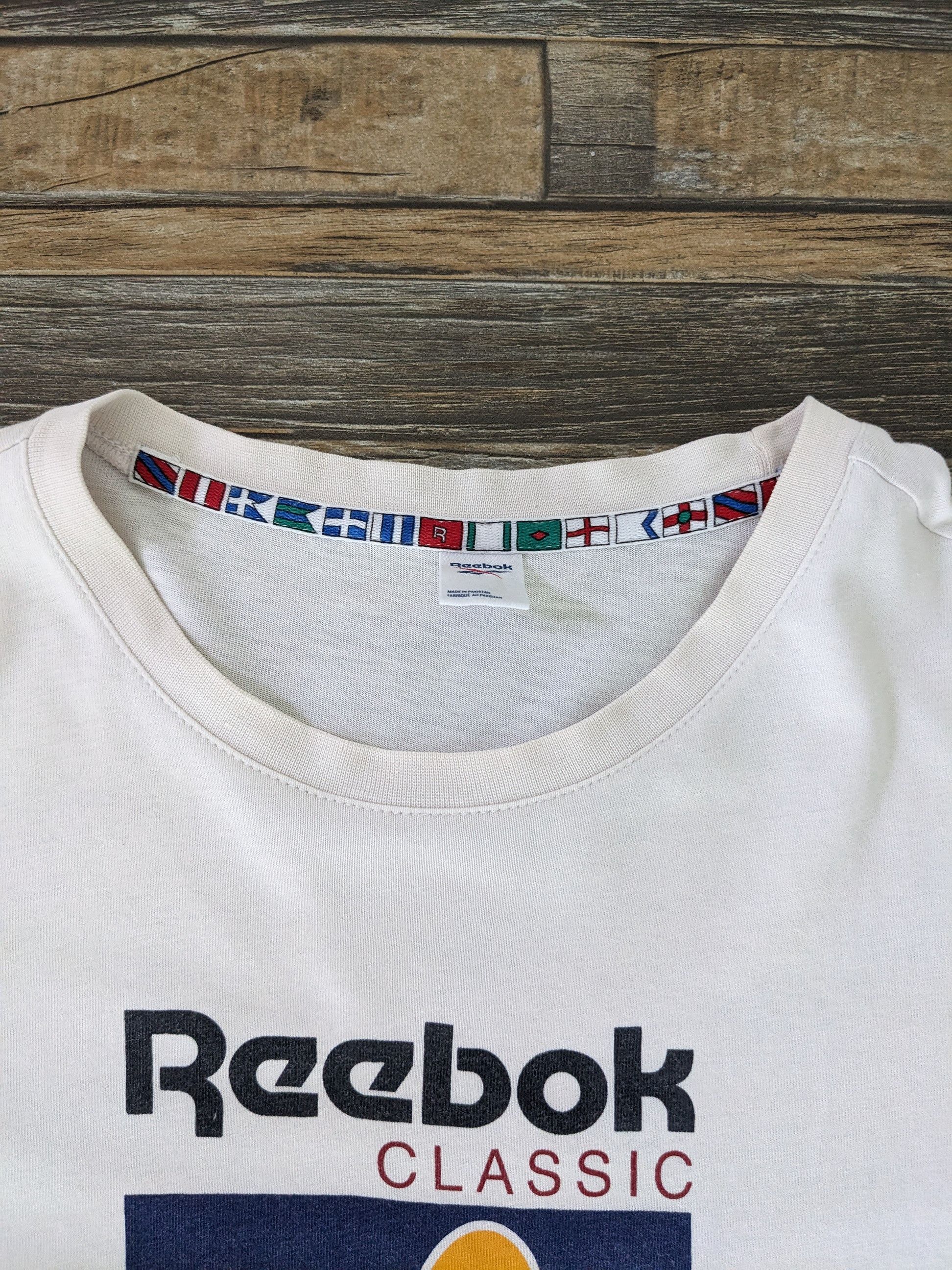 Reebok × Vintage Vintage Reebok Tee International Association Size US M / EU 48-50 / 2 - 4 Thumbnail