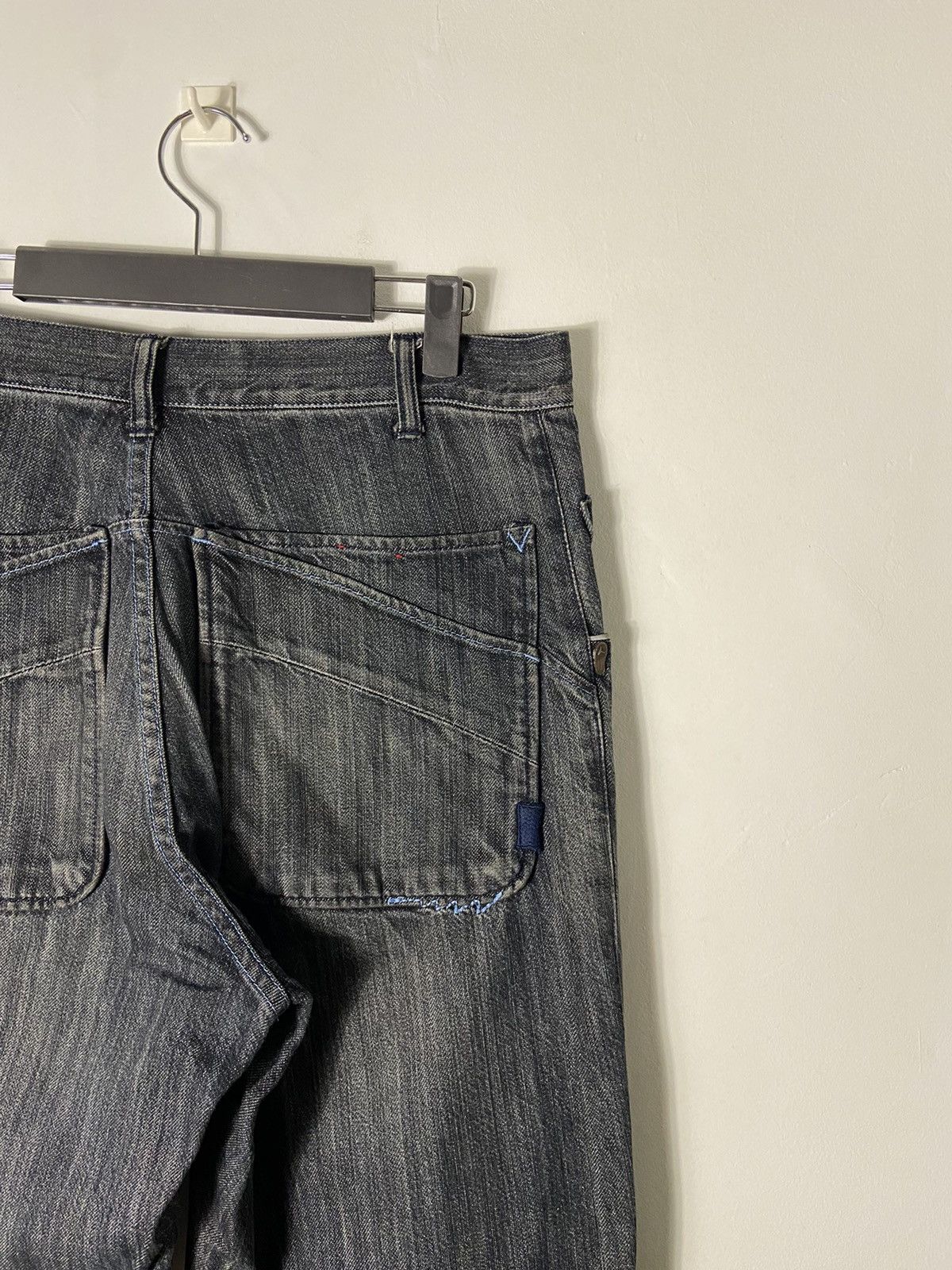 Jordan Brand 🔥LAST DROP🔥 AIR JORDAN JEANS WITH AJ SHOES 3 PATCH Size US 34 / EU 50 - 9 Thumbnail