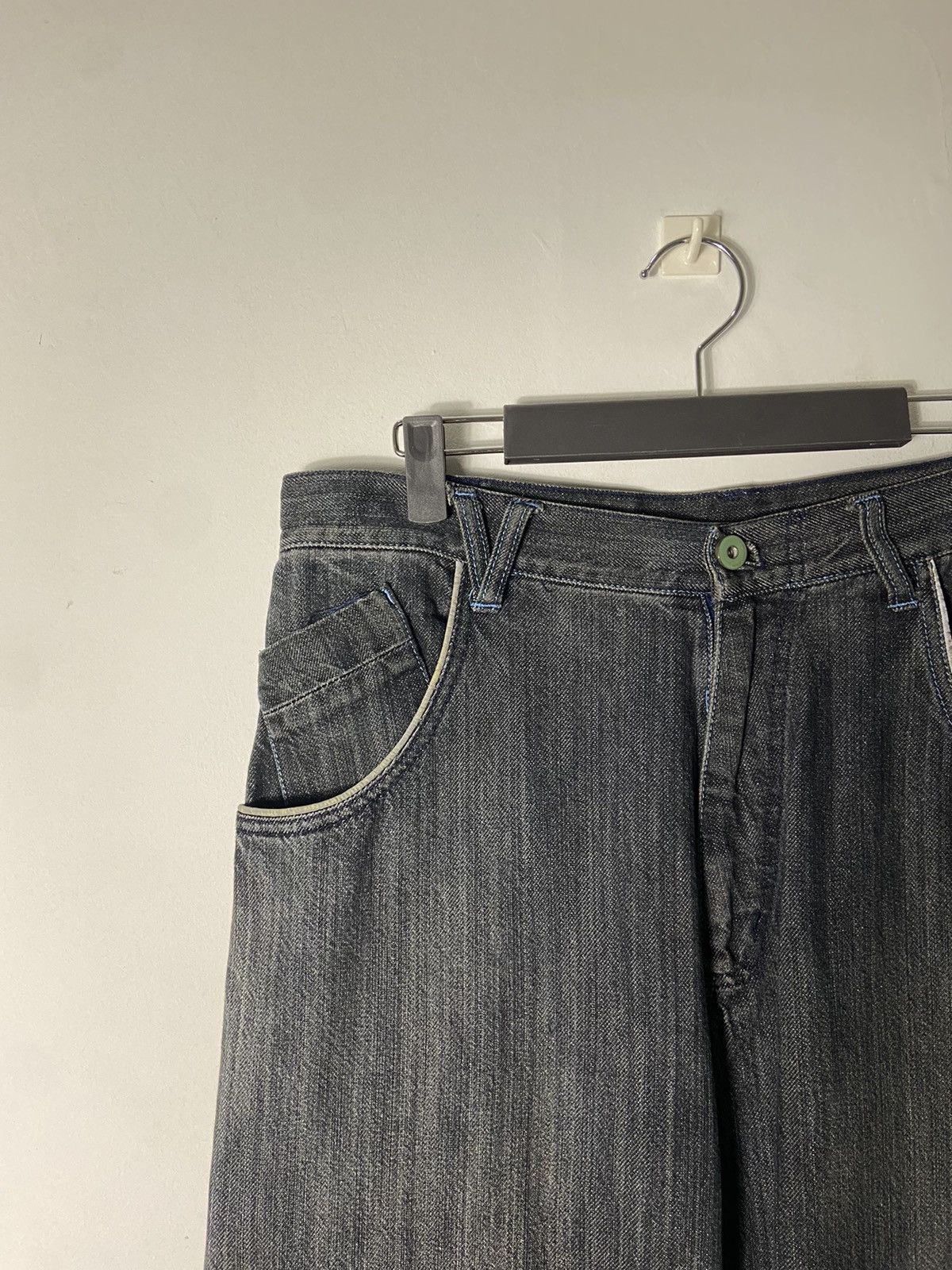 Jordan Brand 🔥LAST DROP🔥 AIR JORDAN JEANS WITH AJ SHOES 3 PATCH Size US 34 / EU 50 - 4 Thumbnail