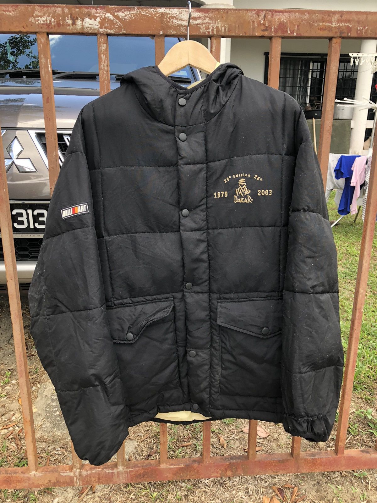 image of Racing x Vintage 25Th Edition Rally Dakar Ralliart Puffer Down Jacket in Black, Men's (Size XL)