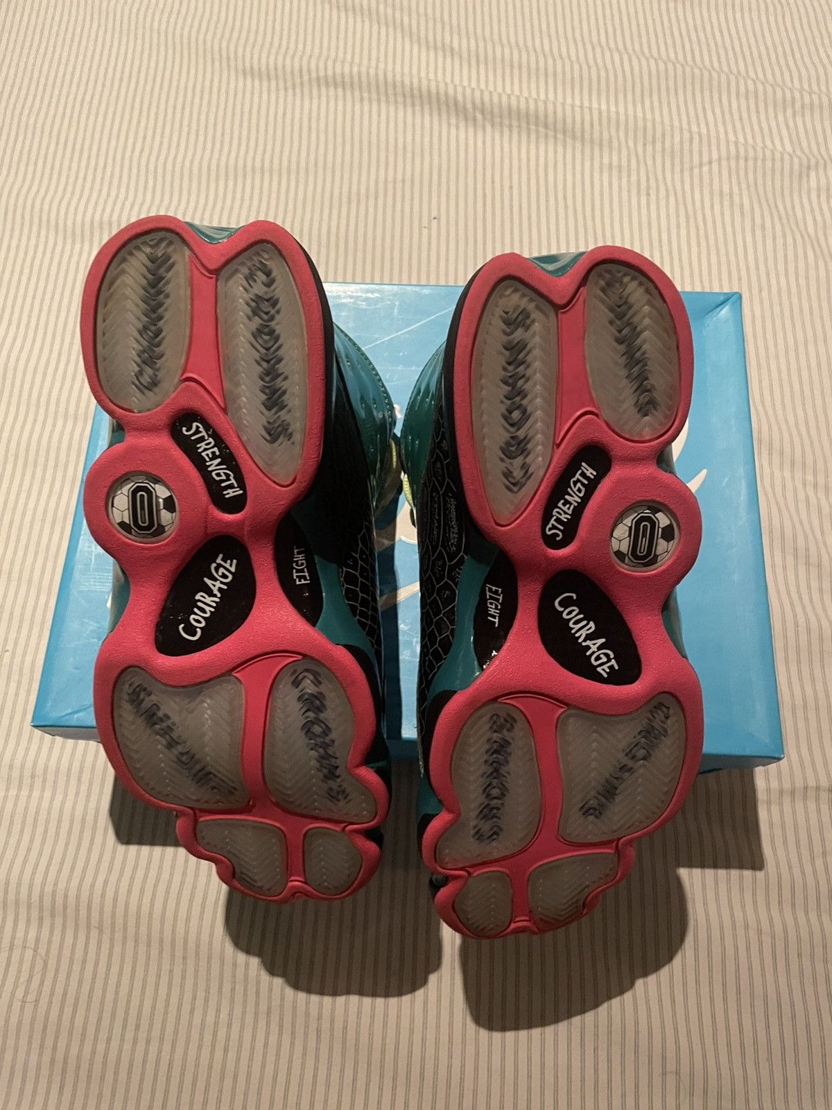 Jordan Brand Jordan 13 Doernbecher Size US 9.5 / EU 42-43 - 4 Thumbnail