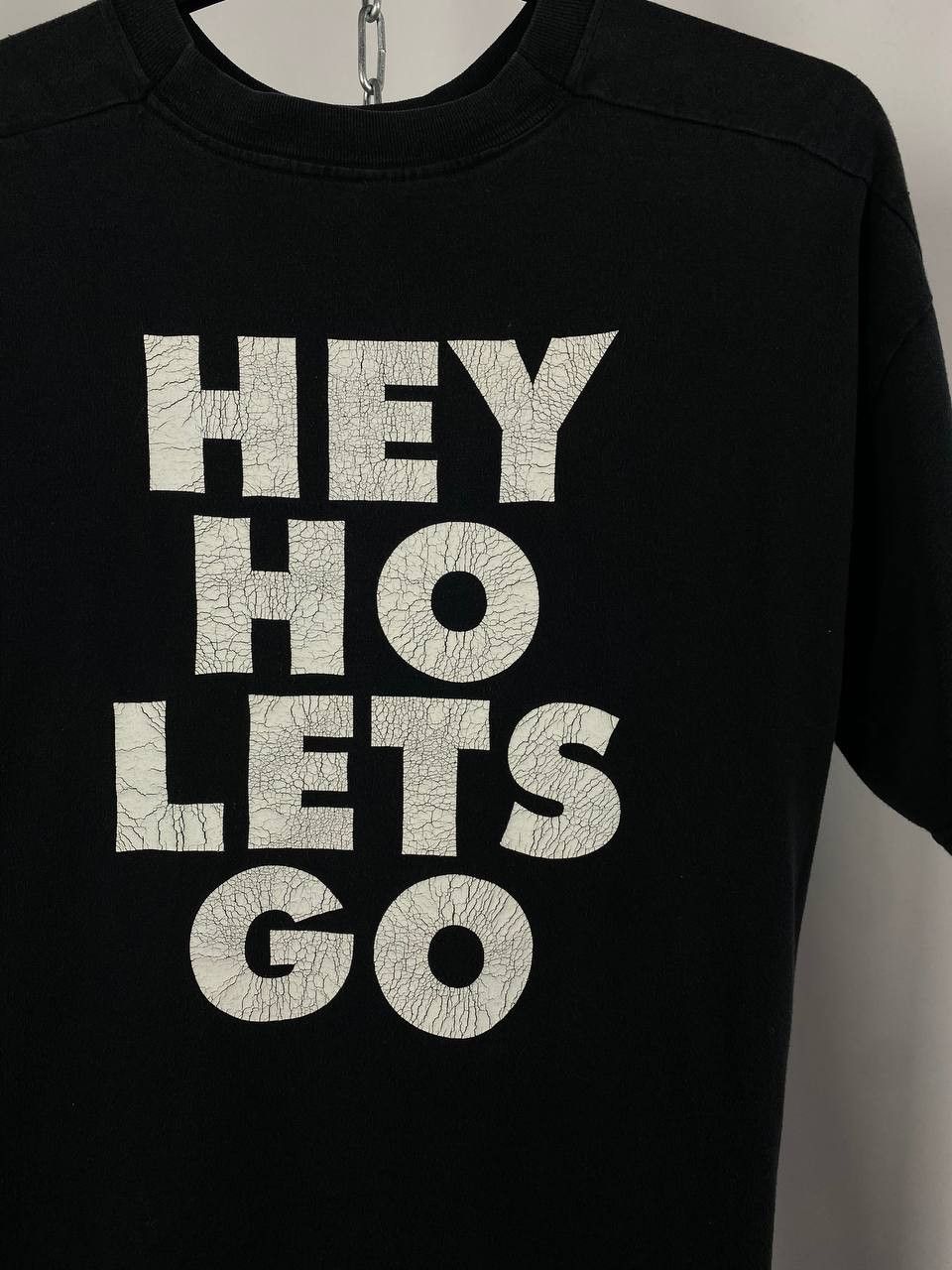 Band Tees Rare 90x Single Stitch Ramones Hey Ho Lets shirts size XL Size US XL / EU 56 / 4 - 6 Thumbnail