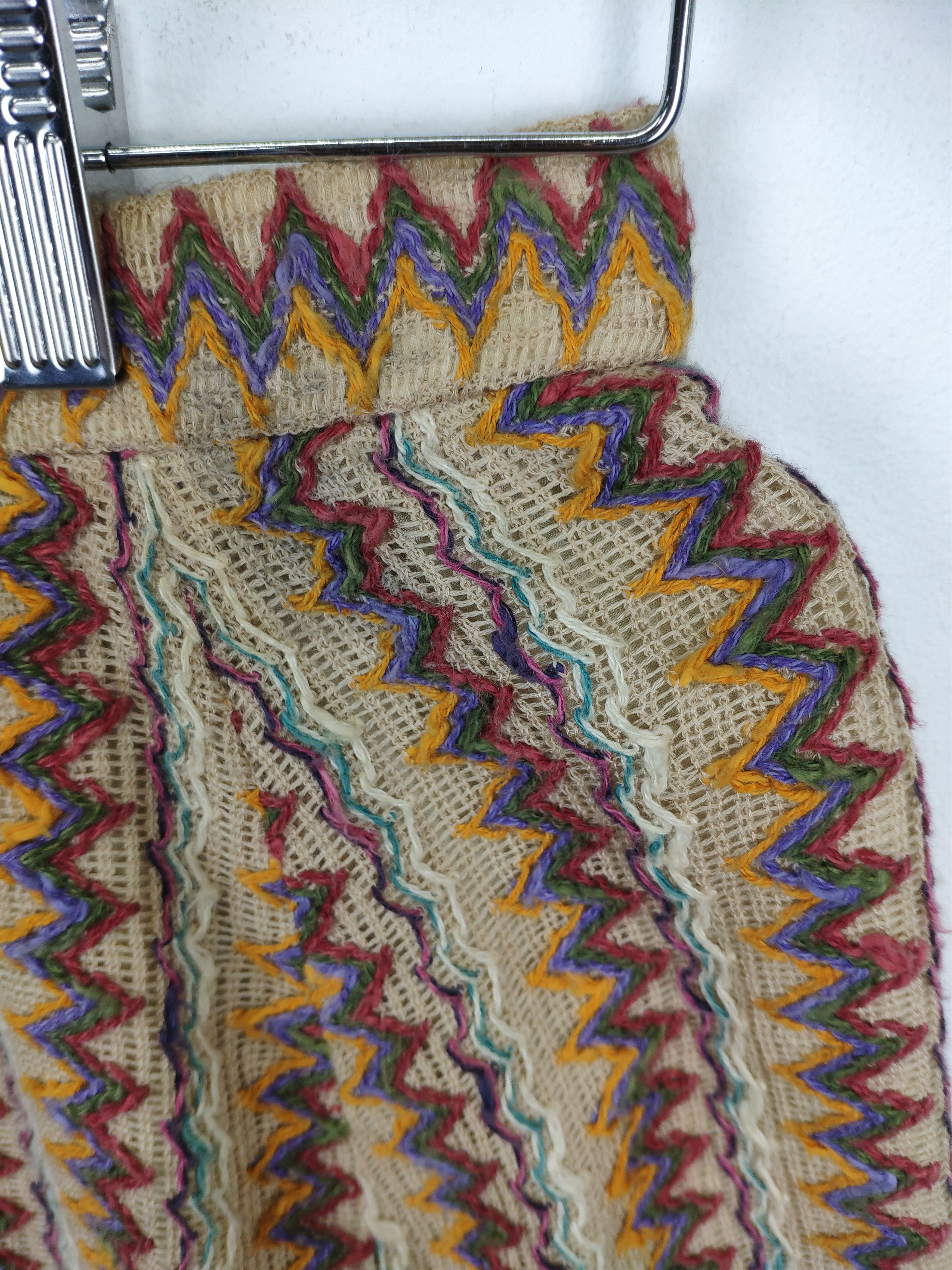 Japanese Brand × Vintage Vintage Mini Skirt Cable Knit Native Style Size 26" / US 2 / IT 38 - 8 Thumbnail