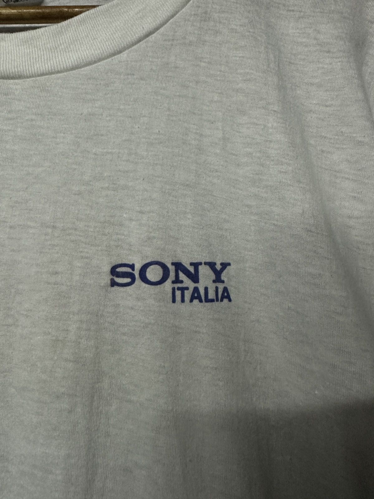 Sony × Vintage Vintage 90s Sony Italia Walkman Single Stitch Tee Size US M / EU 48-50 / 2 - 6 Thumbnail