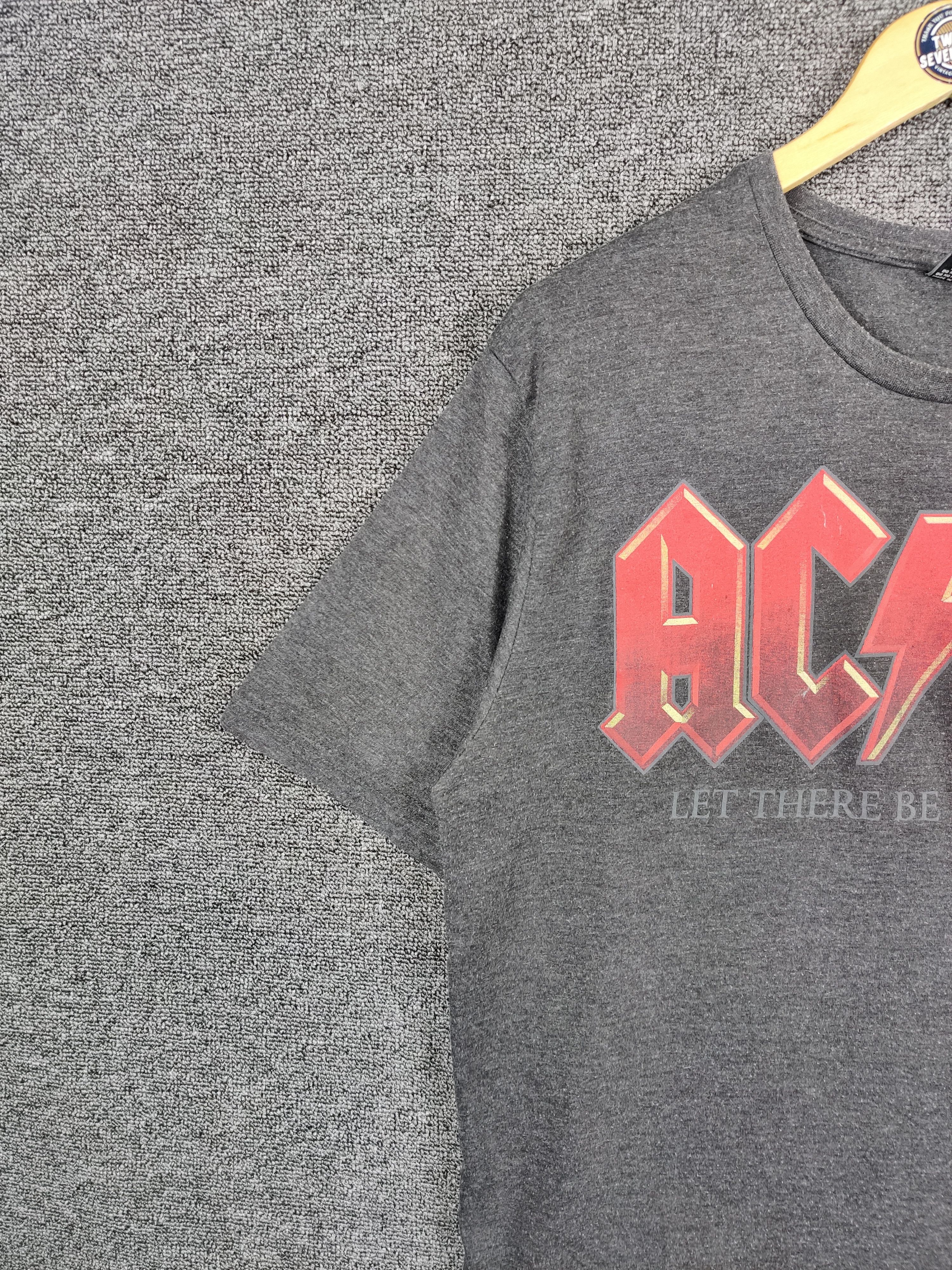 Band Tees Vintage Acdc "Let There Be Rock 1977" Band Tee Tshirt Size US XL / EU 56 / 4 - 5 Thumbnail