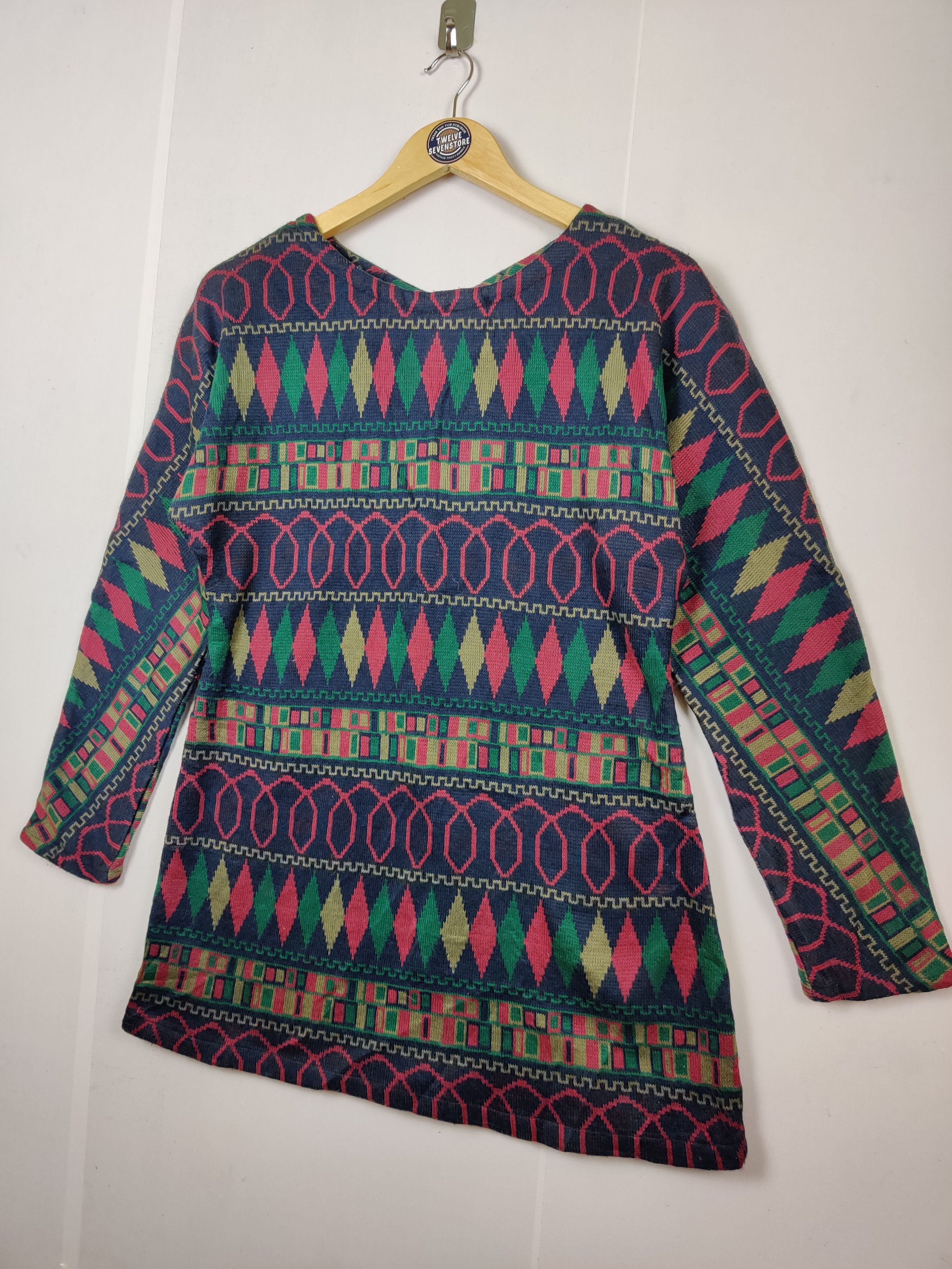 Native Vintage Japanese Brand Knit Sweater Women Native Style Size M / US 6-8 / IT 42-44 - 2 Thumbnail