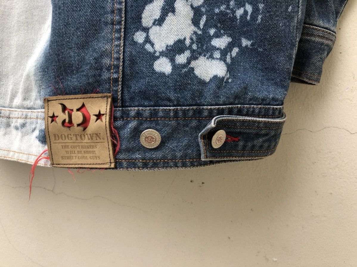 Dogtown Vintage Dog Town Distress Patchwork Oversized Denim Jacket Size US L / EU 52-54 / 3 - 17 Thumbnail