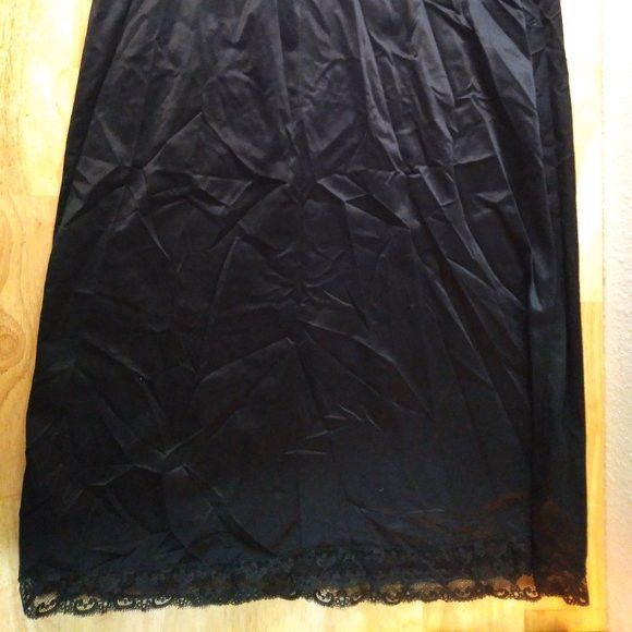 Vintage Vintage Vanity Fair Satin Lace Lingerie Dress Slip Gown Size XS / US 0-2 / IT 36-38 - 5 Thumbnail