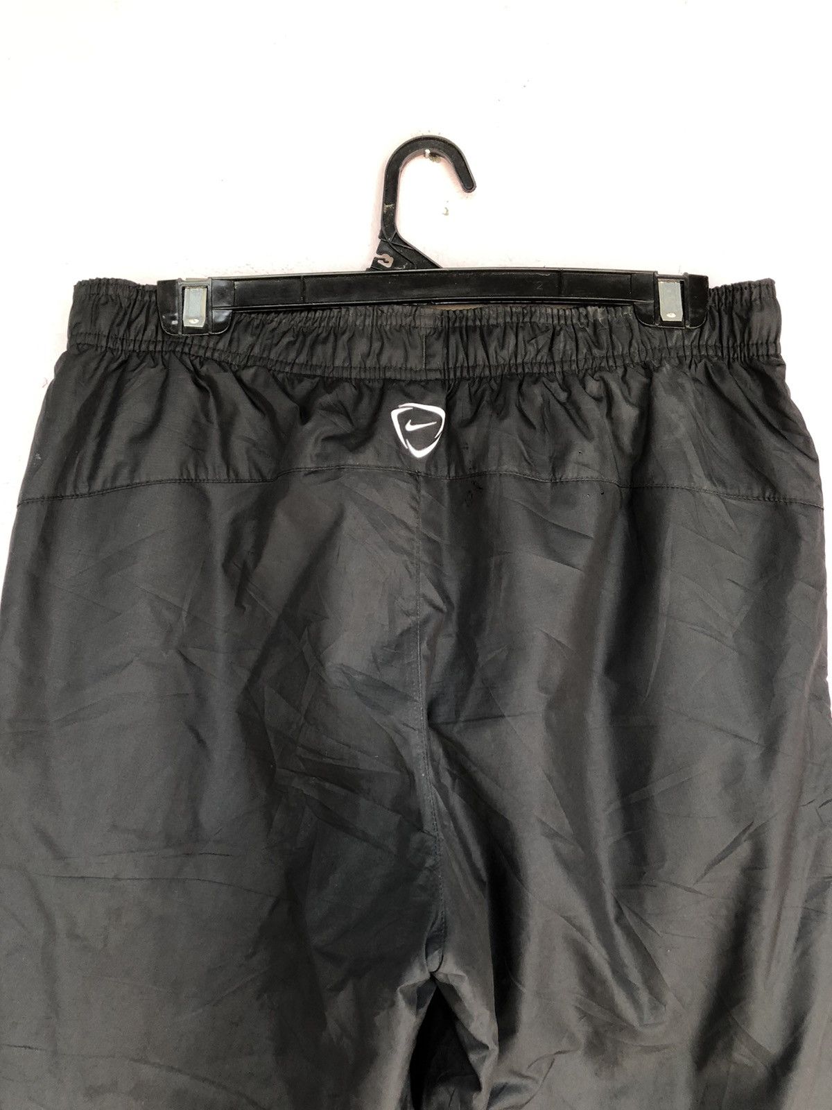 Nike Nike medium Nylons black pants Size US 28 / EU 44 - 6 Thumbnail