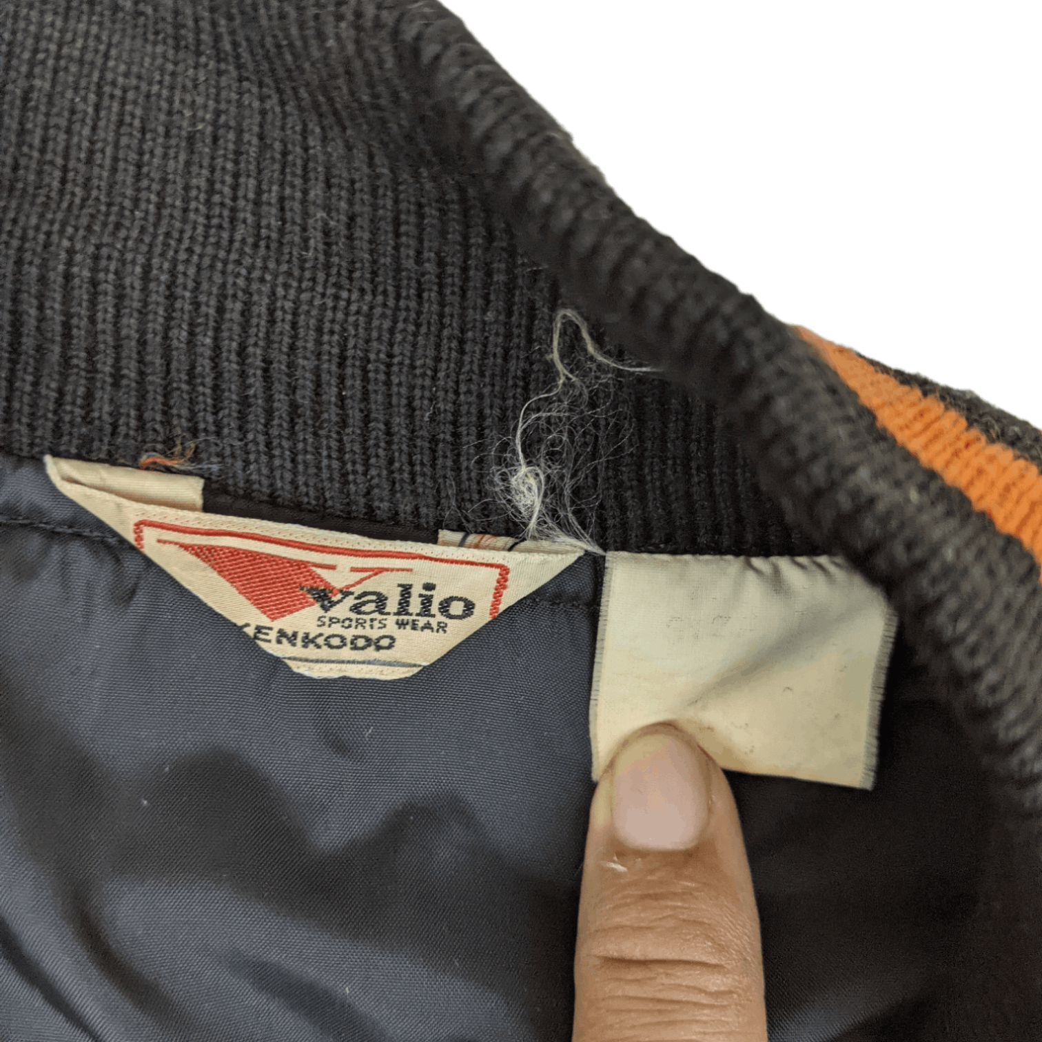 Japanese Brand Vintage Japan VALIO SPORTSWEAR Varsity Style Jacket Size US L / EU 52-54 / 3 - 10 Thumbnail