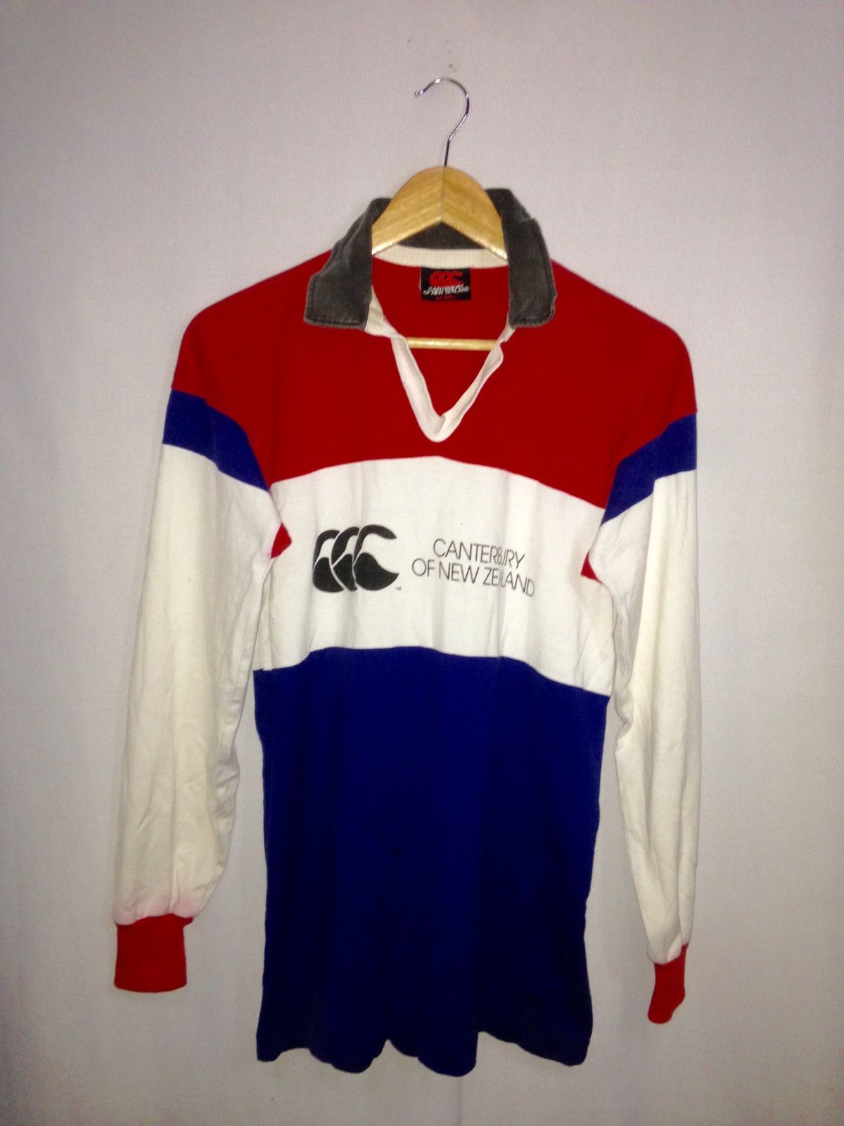 Canterbury of New Zealand Vintage Canterbury Of New Zealand Rugby’s Polo shirt Size US M / EU 48-50 / 2 - 1 Thumbnail