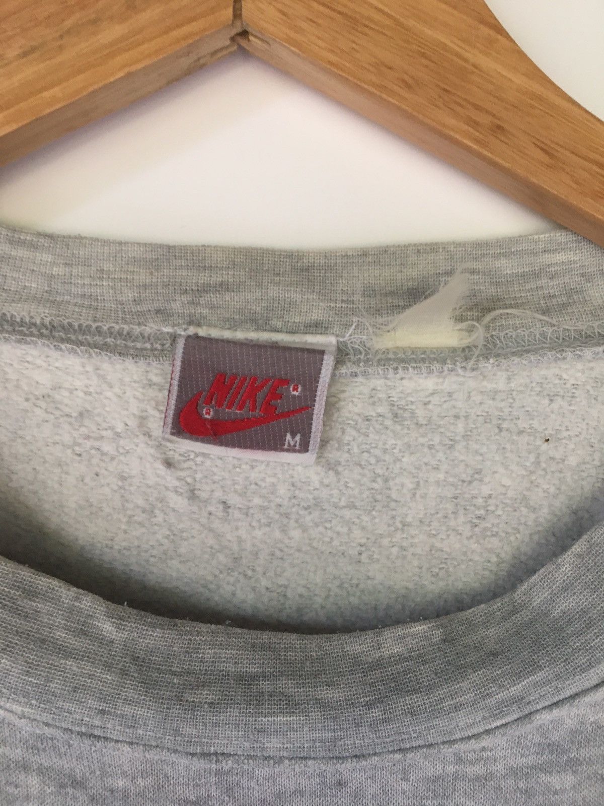 Nike × Vintage Vintage Nike crewneck grey Nice design Size US M / EU 48-50 / 2 - 3 Thumbnail