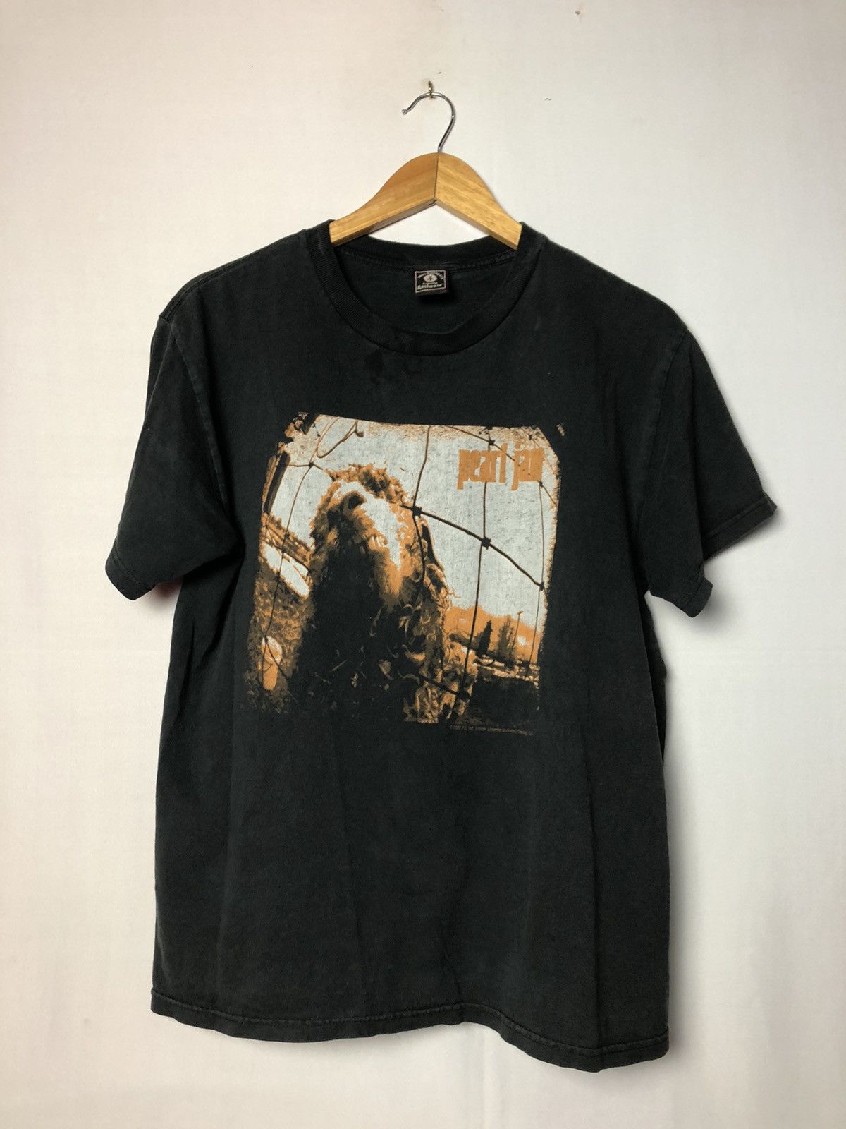 Band Tees Pearl Jam grunge tour Vs sun Faded black collection shirt Size US M / EU 48-50 / 2 - 1 Thumbnail