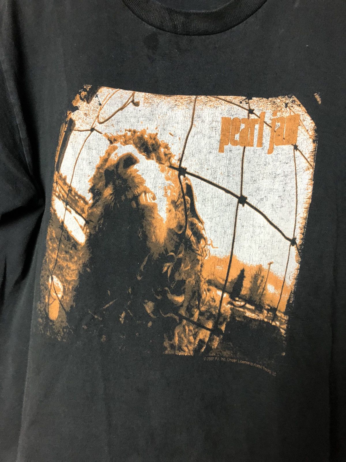 Band Tees Pearl Jam grunge tour Vs sun Faded black collection shirt Size US M / EU 48-50 / 2 - 4 Thumbnail