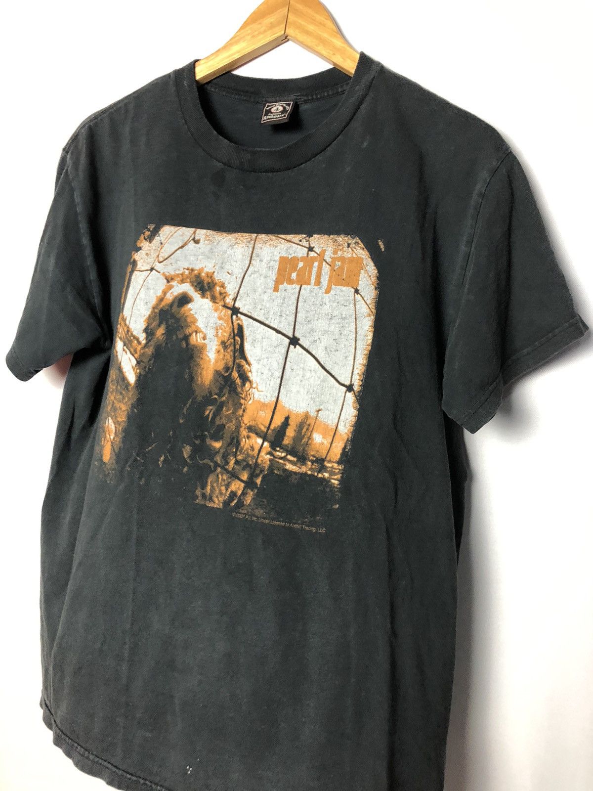 Band Tees Pearl Jam grunge tour Vs sun Faded black collection shirt Size US M / EU 48-50 / 2 - 2 Thumbnail