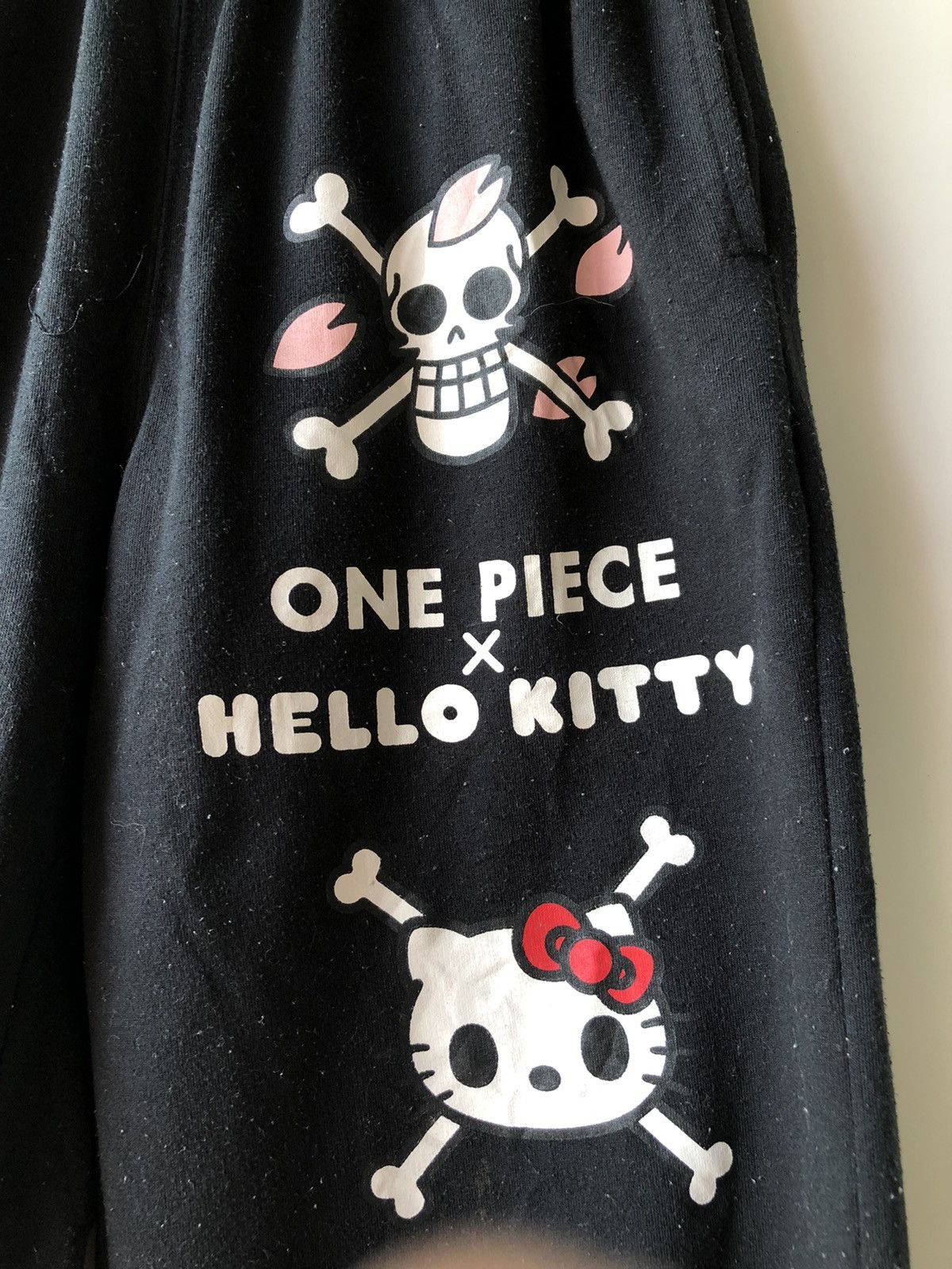 One Piece One piece x Hello kitty sleep pants black design Size 27" / US 4 / IT 40 - 3 Thumbnail