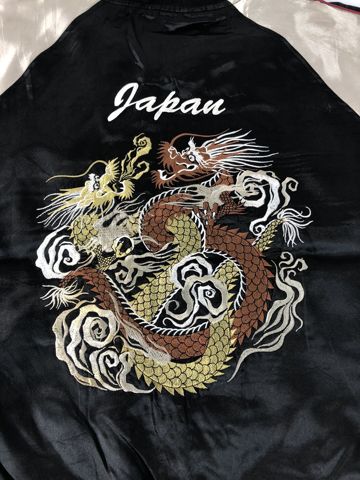 Grailed 90s Japanese Harajuku Dragon Embroidery Logo Jacket Japan Size US L / EU 52-54 / 3 - 2 Thumbnail