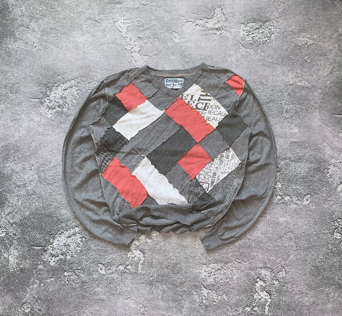 Designer × Vintage Desigual M patchwork sweater knit wear pullover raglan vneck Size US M / EU 48-50 / 2 - 1 Thumbnail