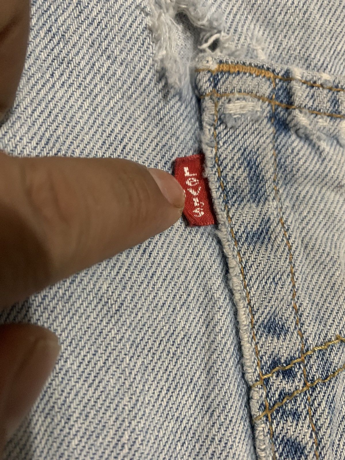 Levi's Vintage Levis 505 Regular Light Wash Jeans Distressed Size US 32 / EU 48 - 7 Thumbnail