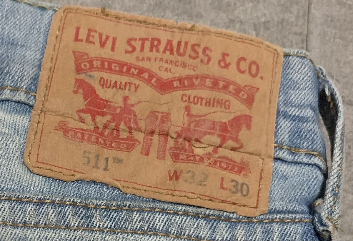 Levi's Vintage Levis 511 Faded Blue Jeans Size US 33 - 6 Thumbnail