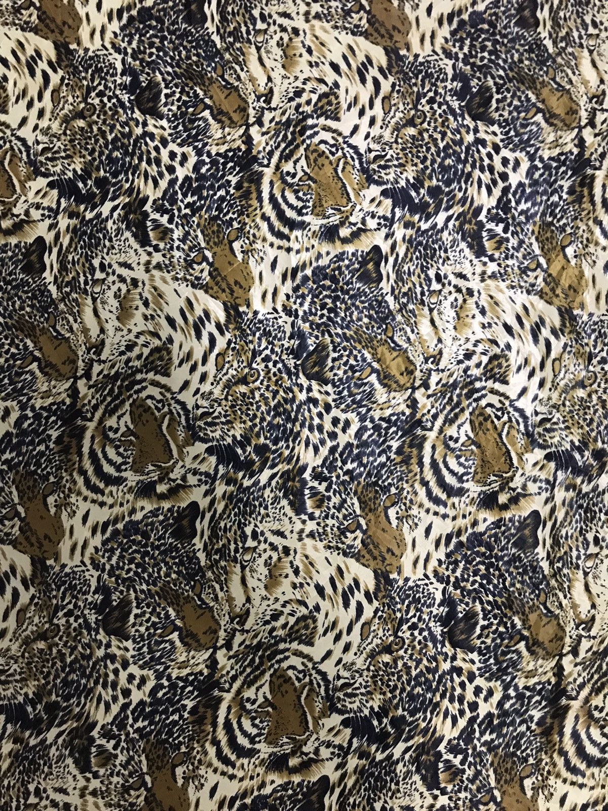 Japanese Brand Vintage Big Cats Tiger Animal Full Printed Motif Size ONE SIZE - 1 Thumbnail