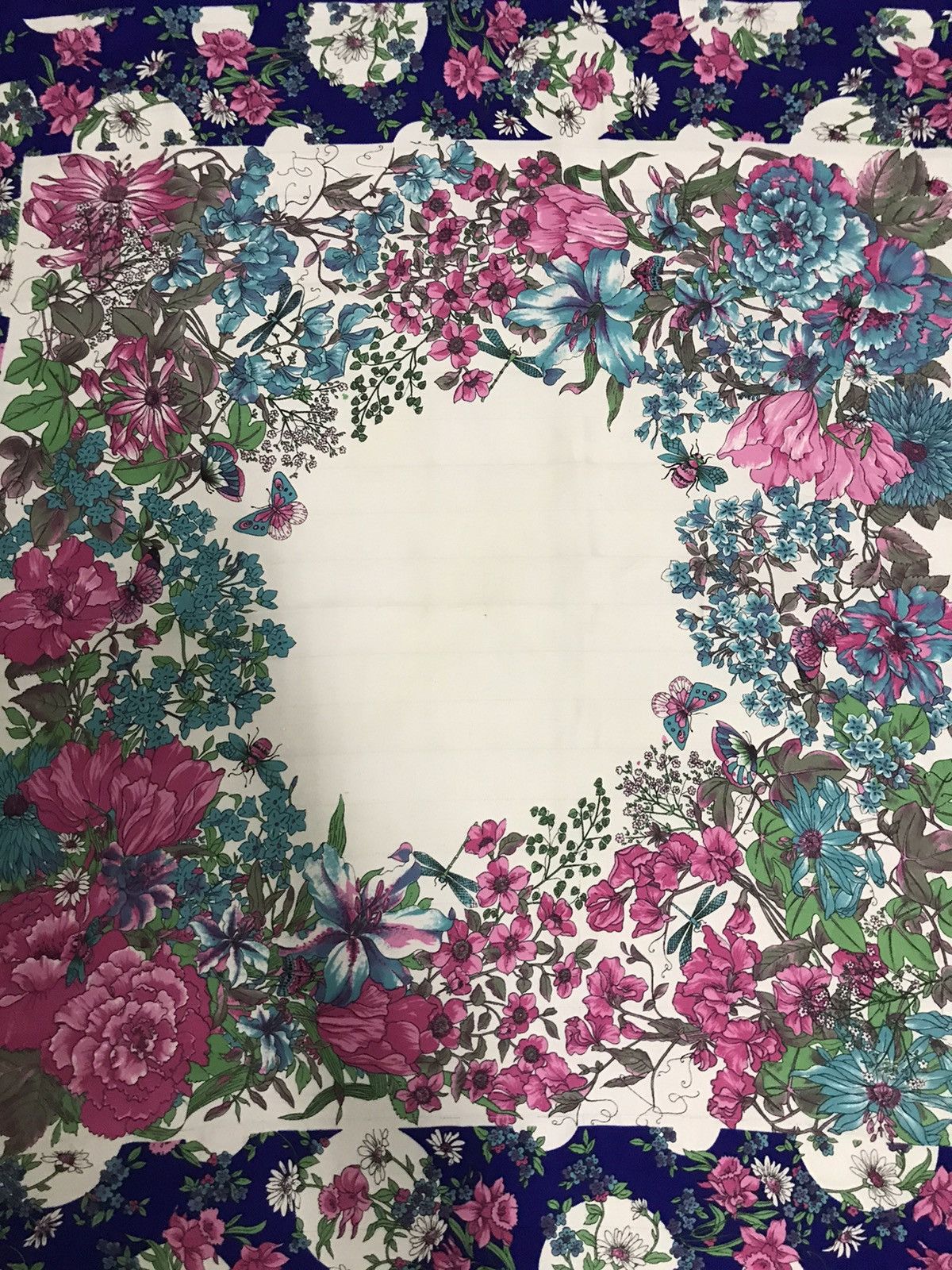 Vintage Vintage 90s Patricia Paris Silk Scarf Baroque Nice Design Size ONE SIZE - 4 Thumbnail