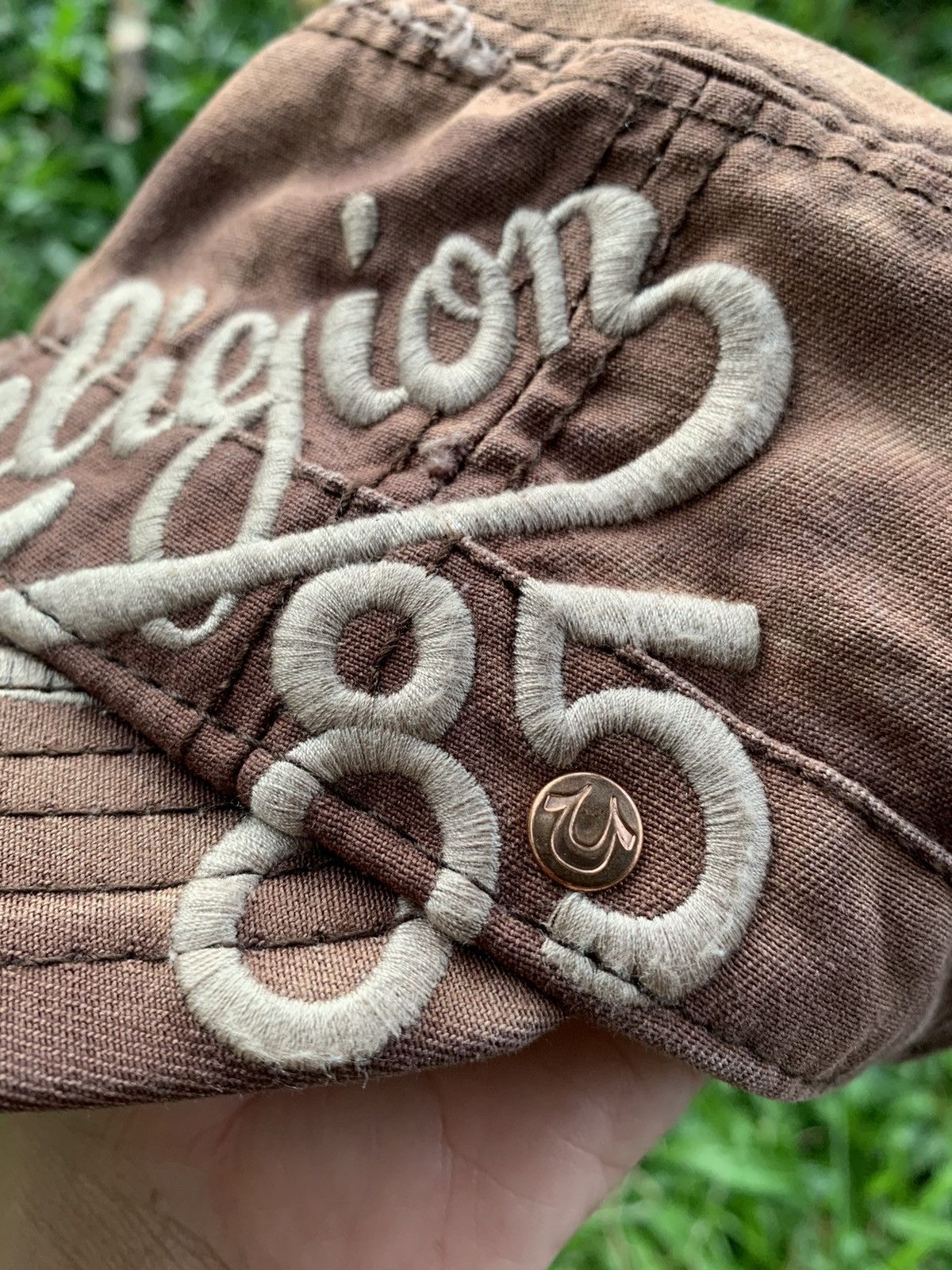 Other True Religion hat distressed style Size ONE SIZE - 7 Thumbnail