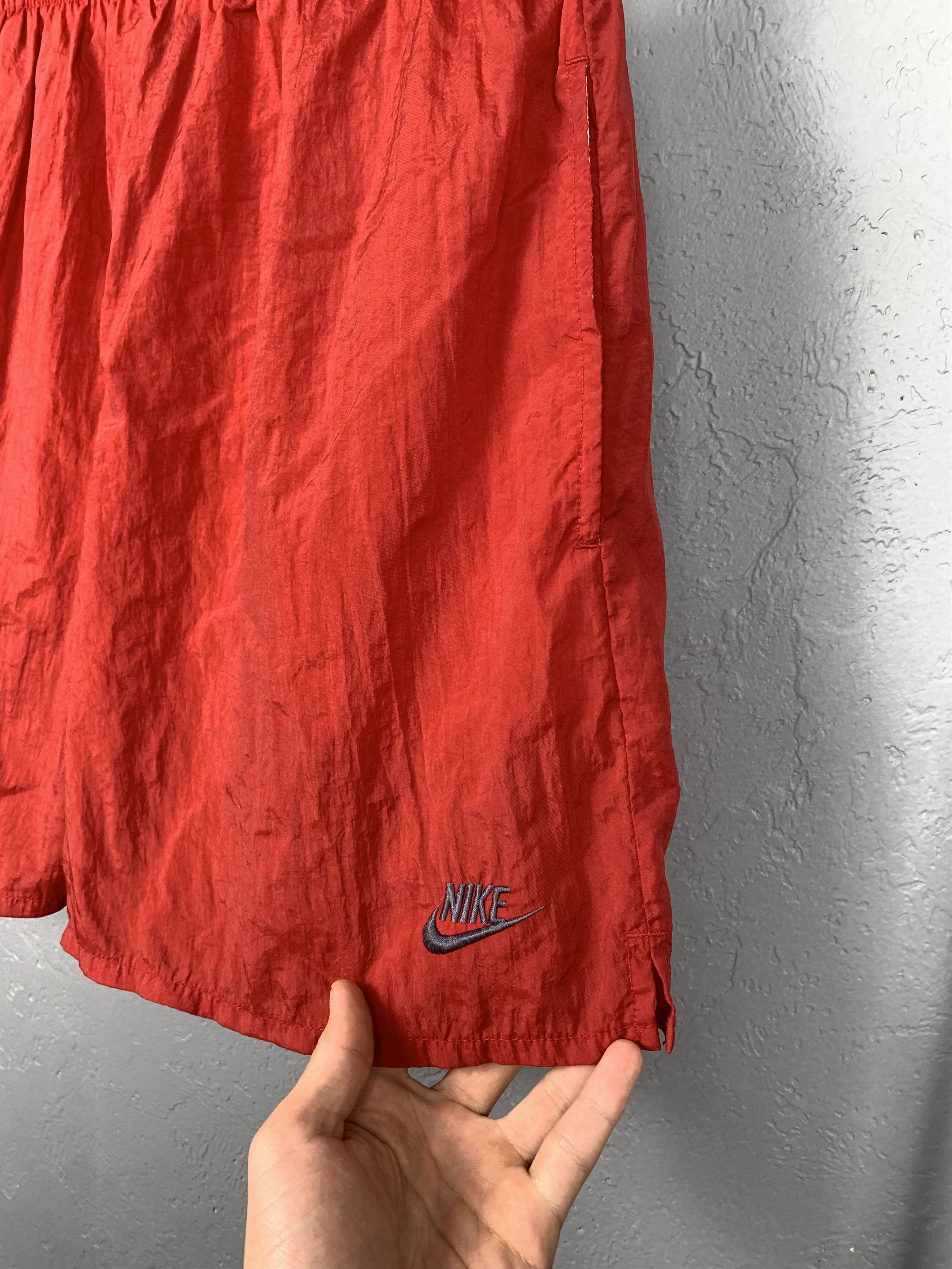 Nike × Vintage Nike 90s Vintage Nylon Mens Shorts Big Swoosh Size US 32 / EU 48 - 4 Thumbnail