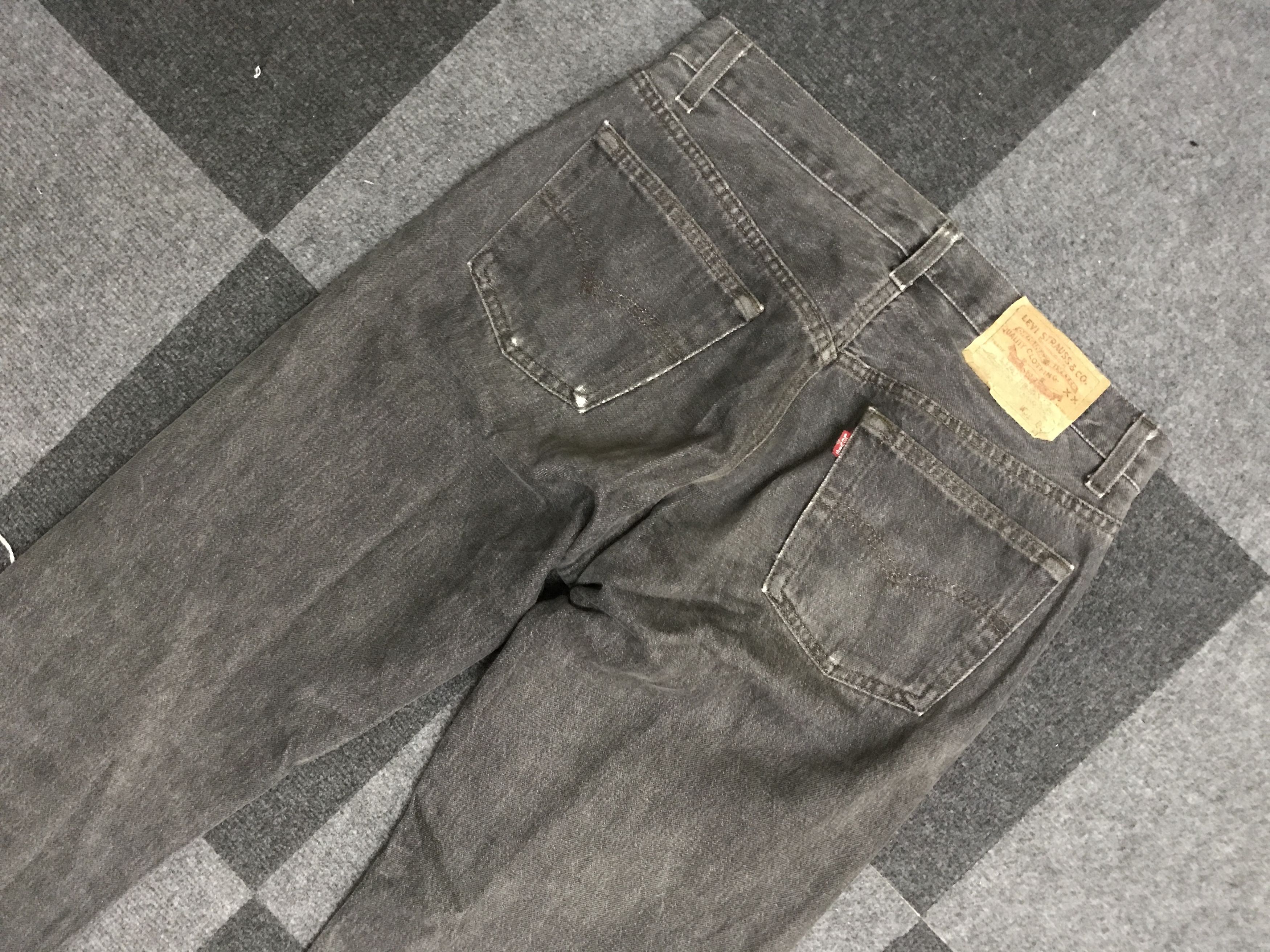 Levi's VLEV127-Vintage Levis 501 Black Distressed Jeans Size US 30 / EU 46 - 10 Thumbnail