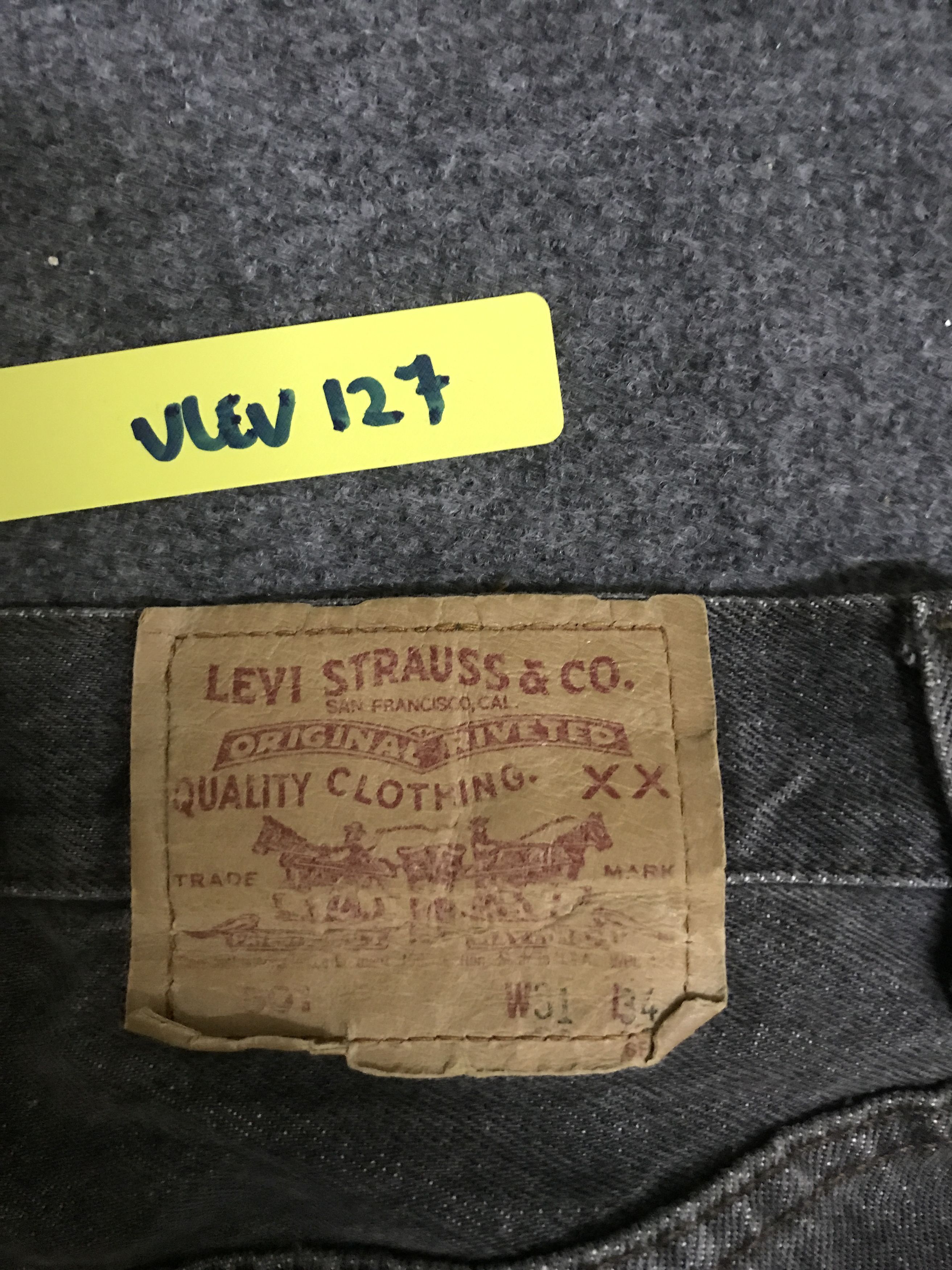 Levi's VLEV127-Vintage Levis 501 Black Distressed Jeans Size US 30 / EU 46 - 16 Thumbnail
