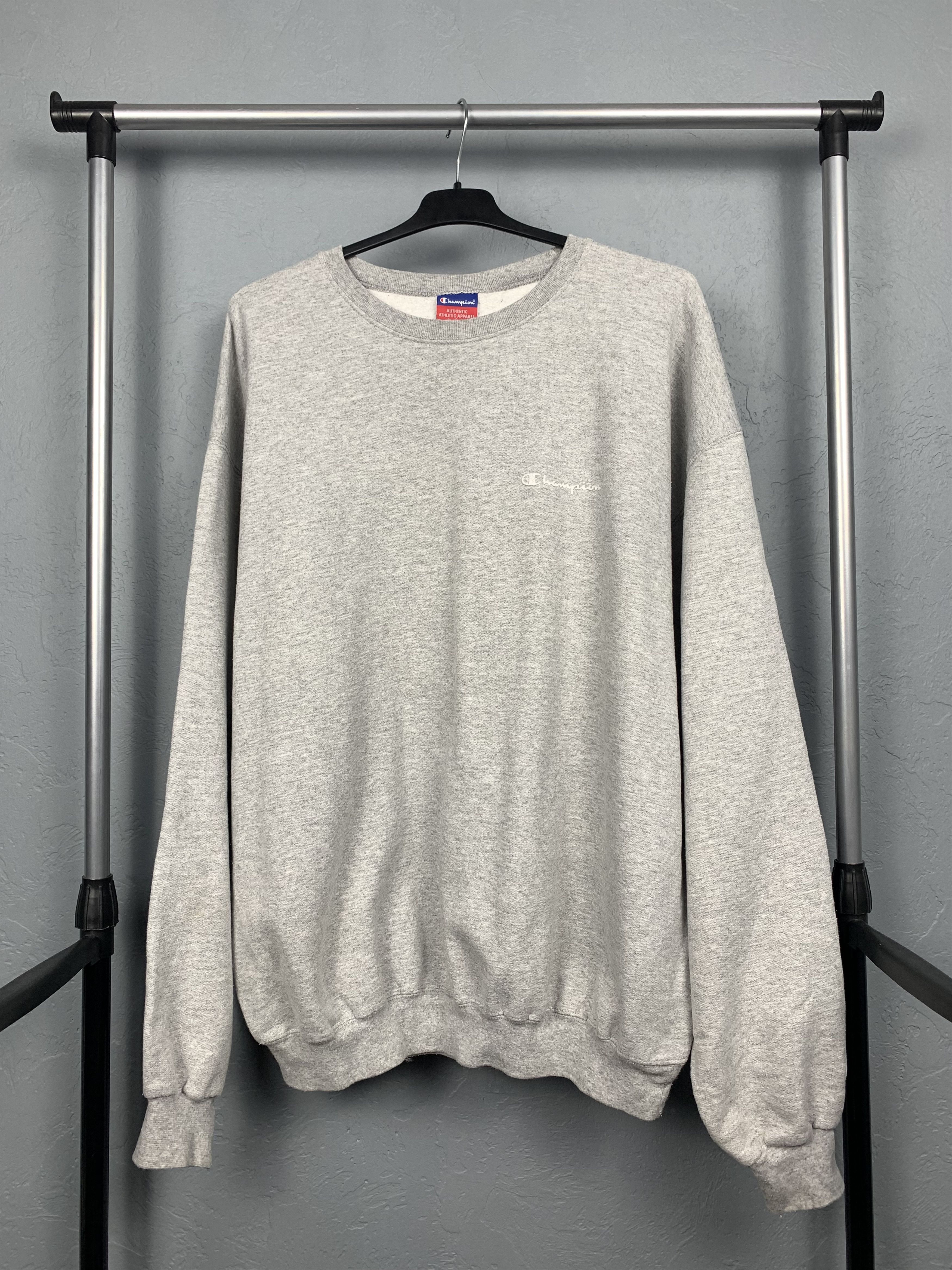 Champion Champion Vintage Mens Sweatshirt Size US XL / EU 56 / 4 - 1 Thumbnail