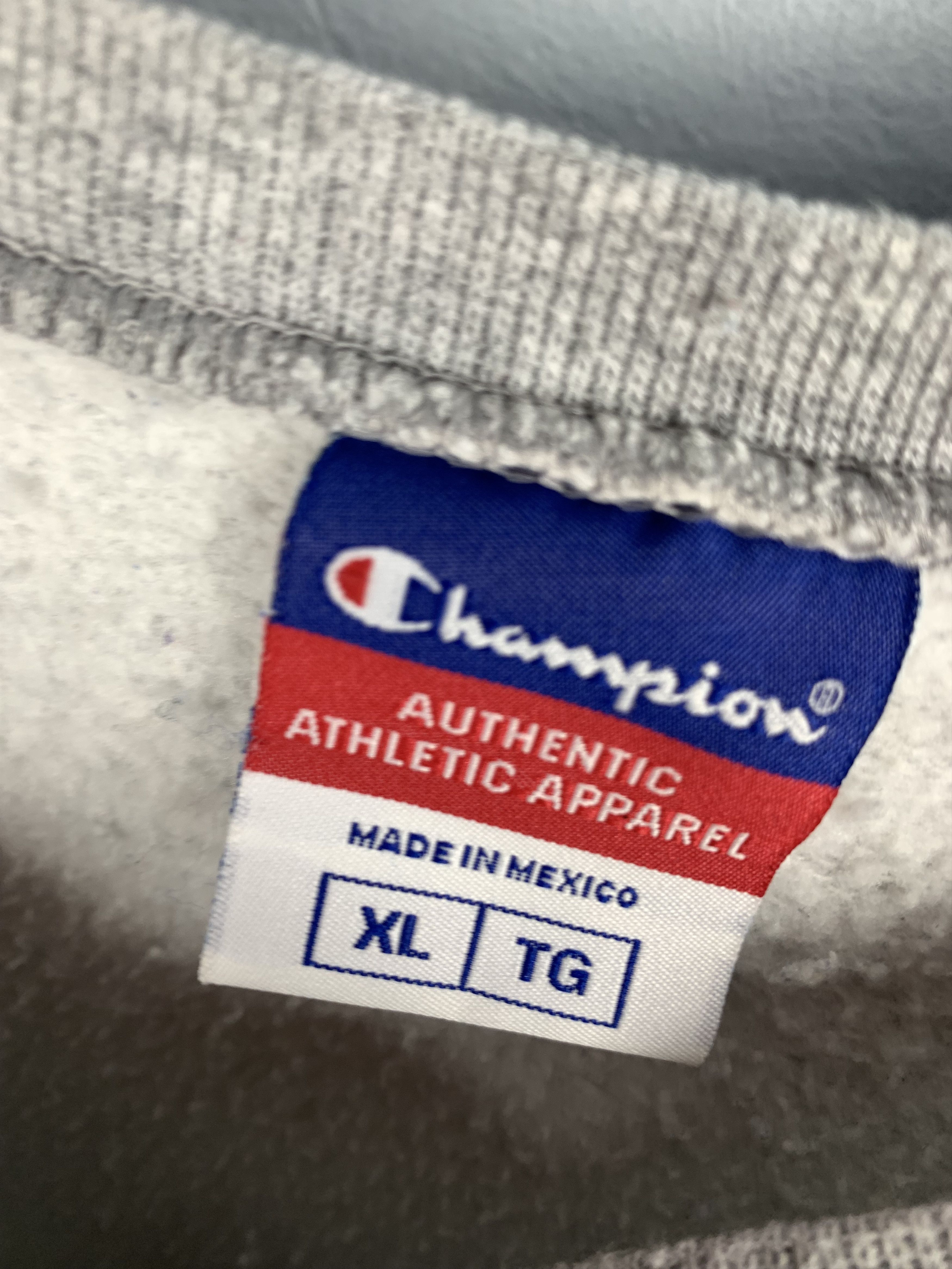 Champion Champion Vintage Mens Sweatshirt Size US XL / EU 56 / 4 - 4 Thumbnail