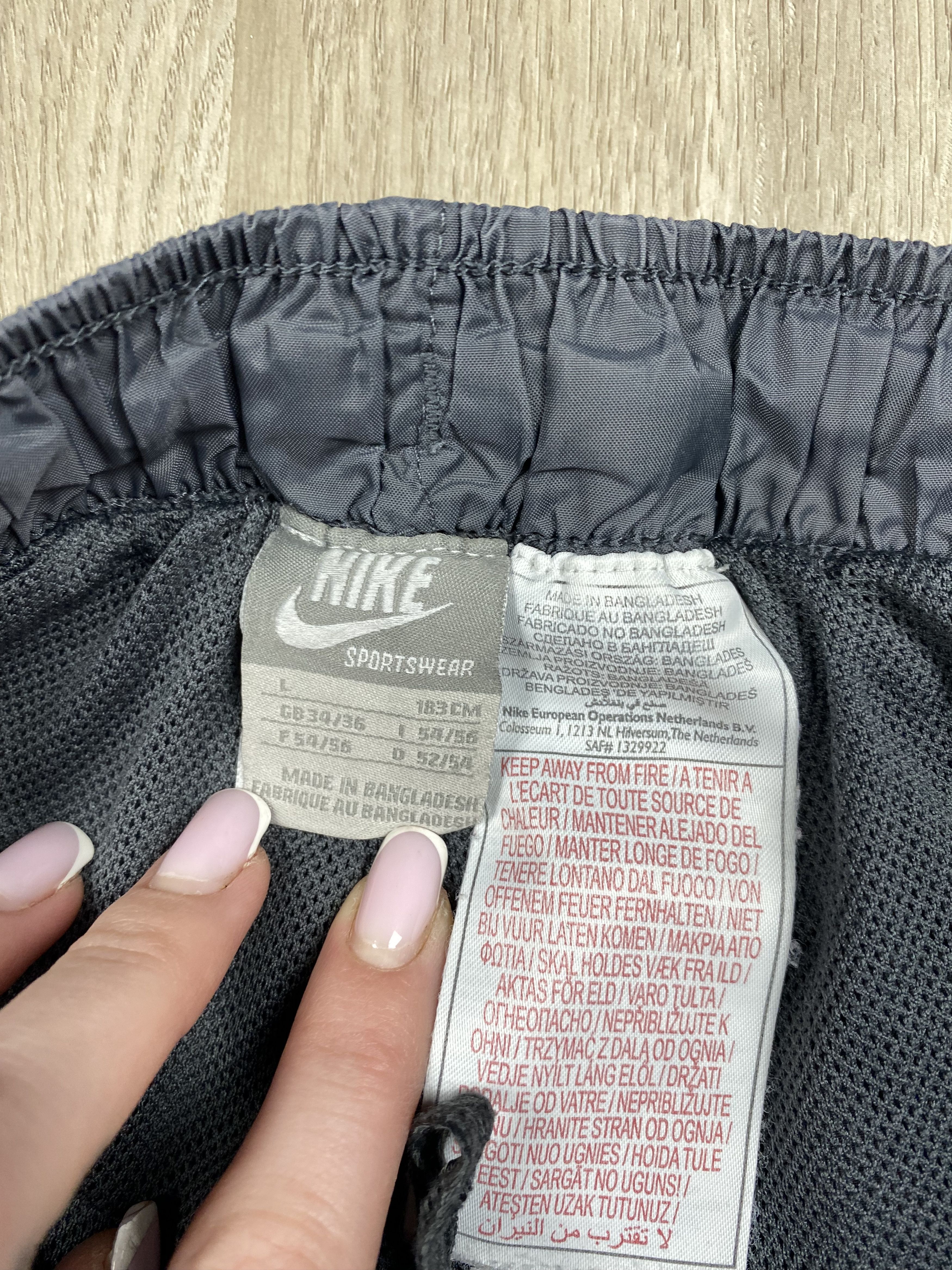 Nike Nike Vintage Nylon Pants Y2K Drill Gorpcore Size US 34 / EU 50 - 7 Thumbnail