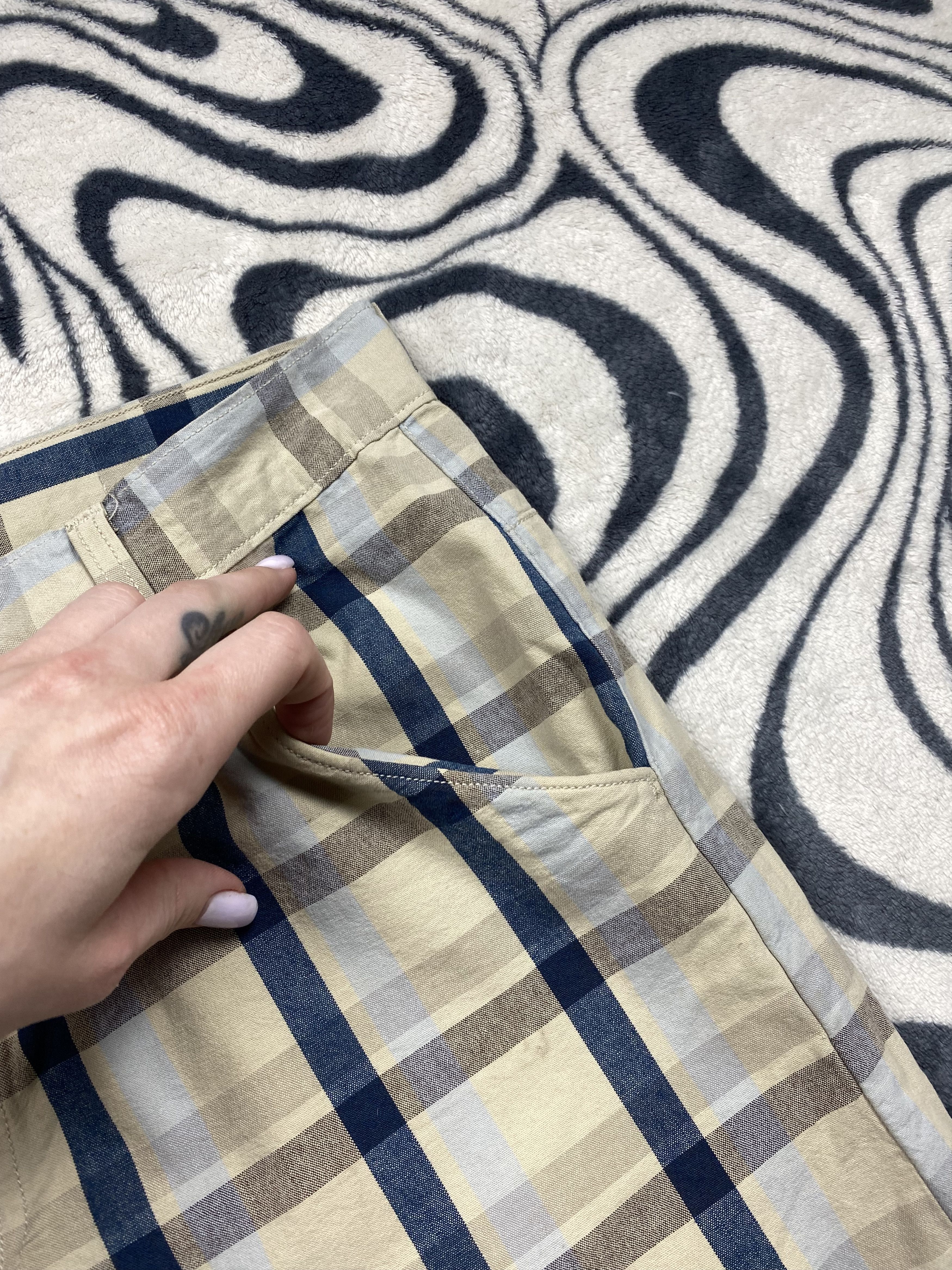 Levi's Levis Vintage Mens Plaid Chino Shorts Size US 33 - 3 Thumbnail