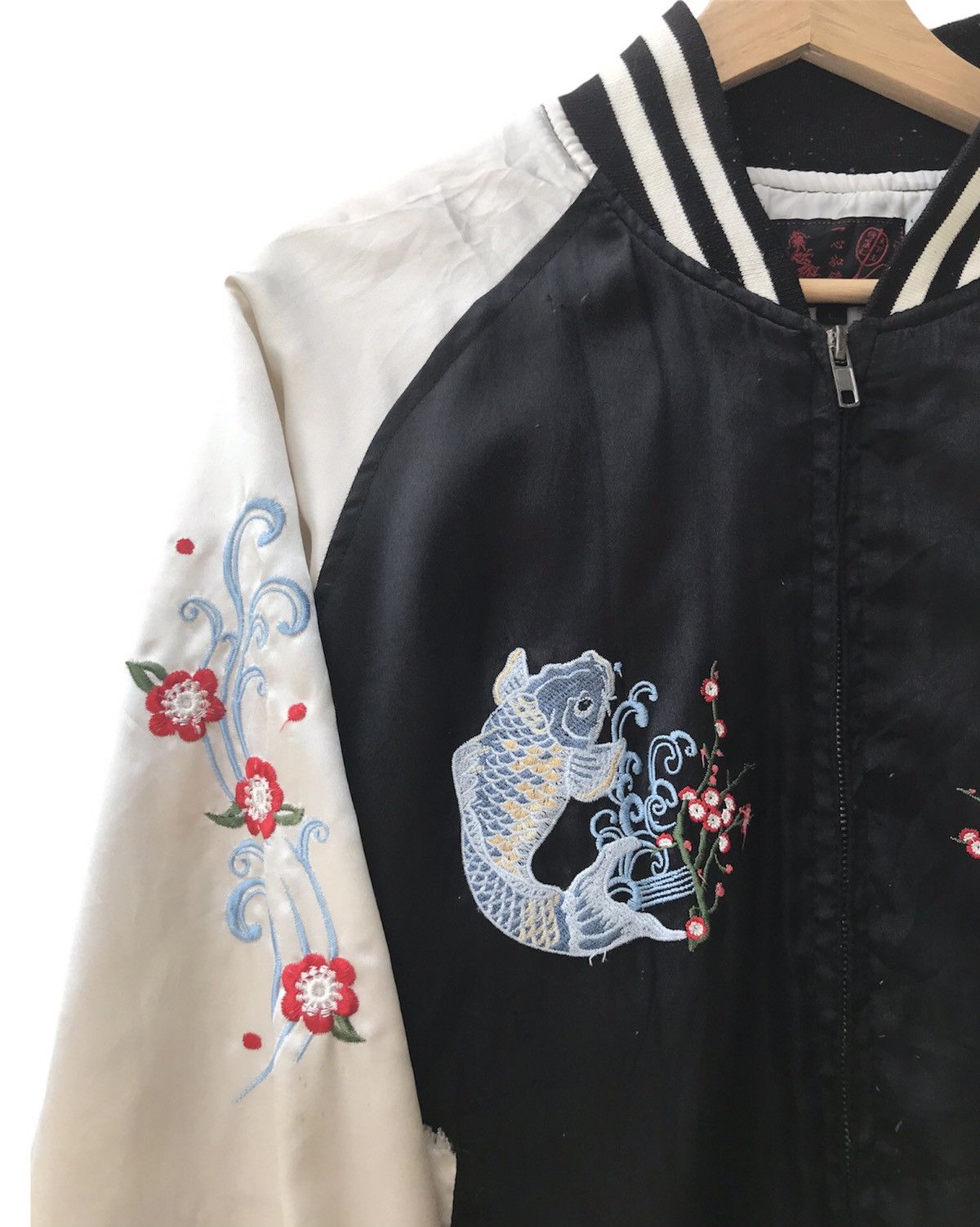 Japanese Brand Sukajan Souvenir Jacket Embroidered Koi Fish Logo Size US L / EU 52-54 / 3 - 6 Thumbnail
