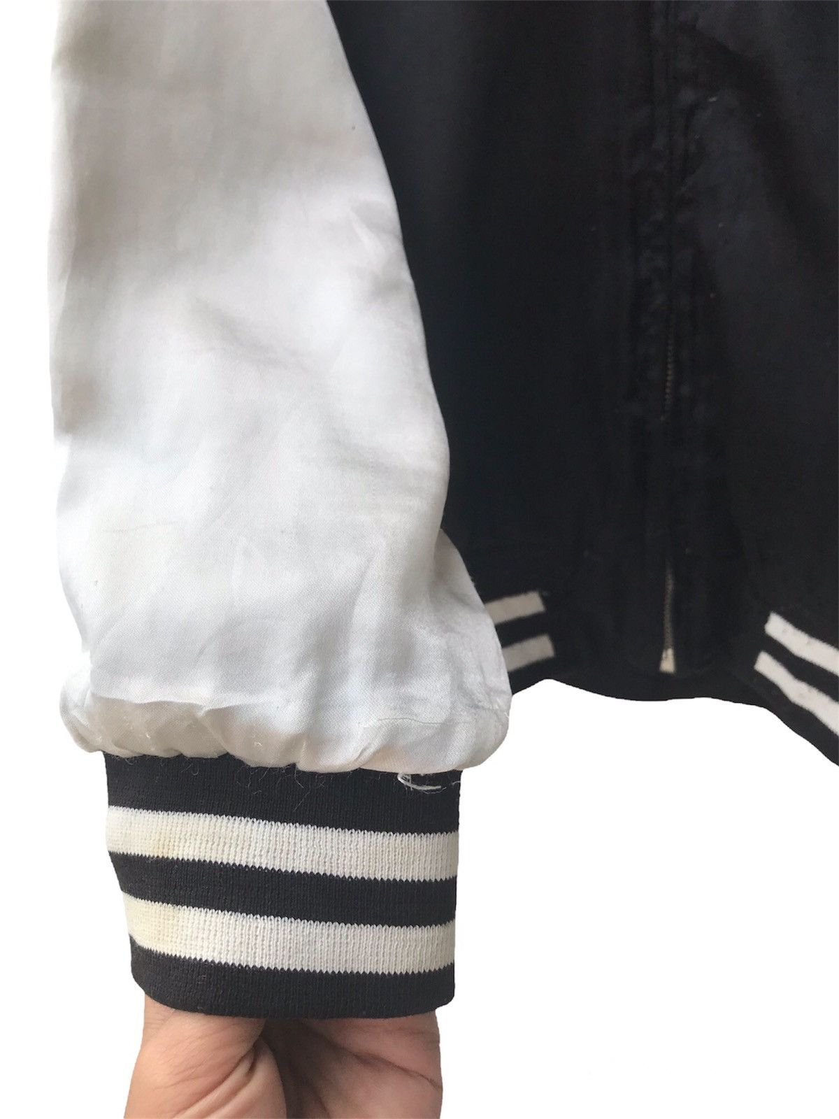 Japanese Brand Sukajan Souvenir Jacket Embroidered Koi Fish Logo Size US L / EU 52-54 / 3 - 12 Thumbnail