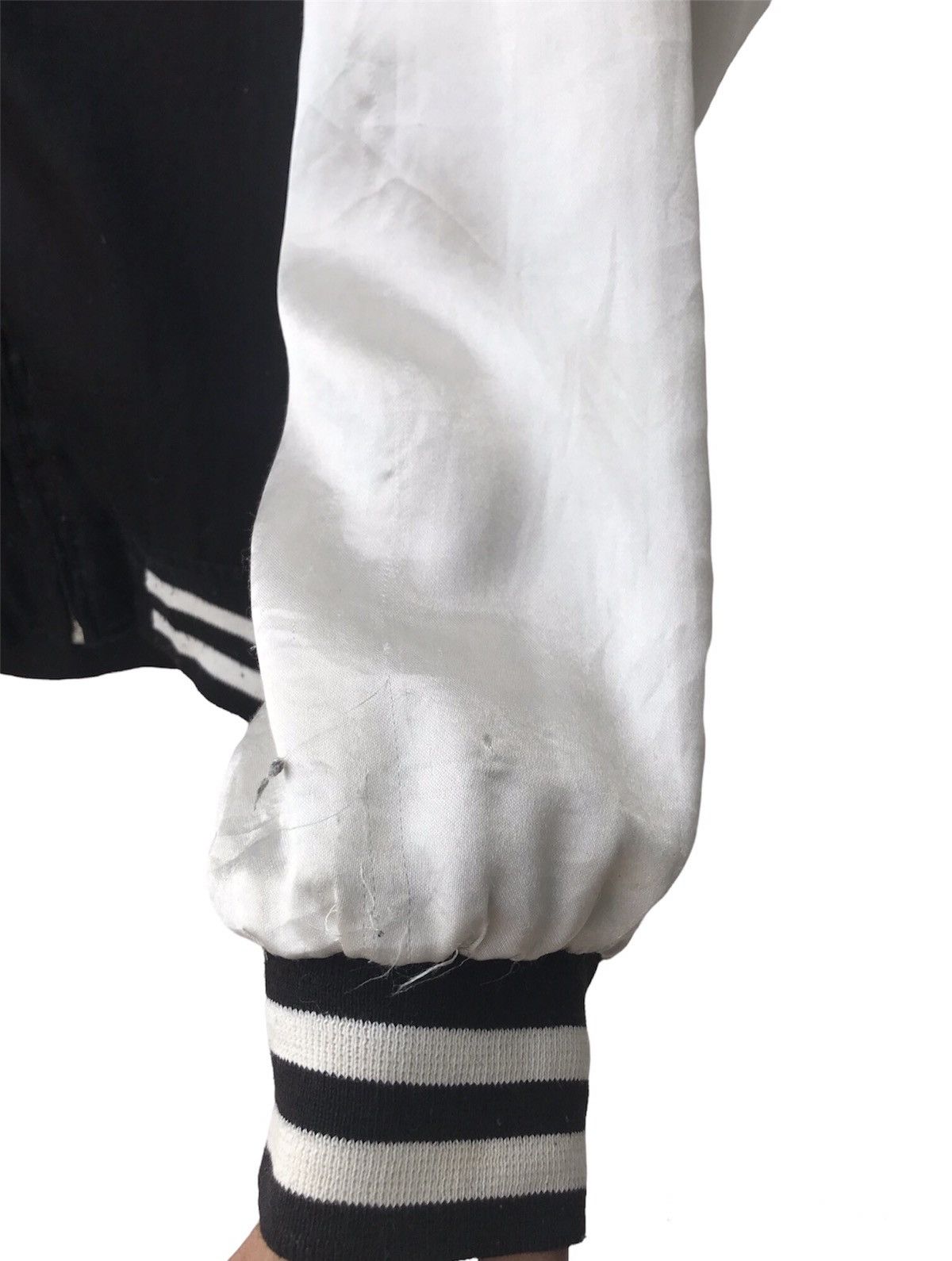 Japanese Brand Sukajan Souvenir Jacket Embroidered Koi Fish Logo Size US L / EU 52-54 / 3 - 13 Thumbnail